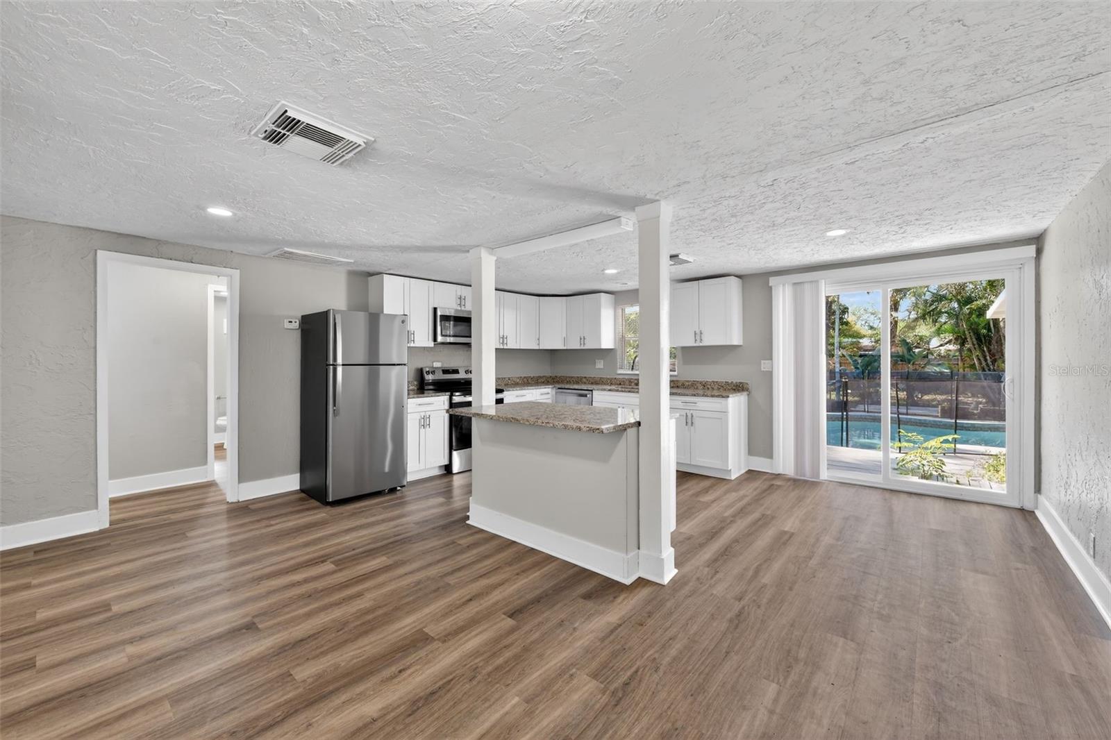 ARMSTRONG ACRES SURV LT 1 R - Residential