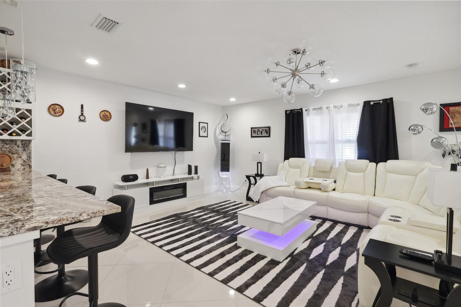 BAY VIEW SHORES - Residential