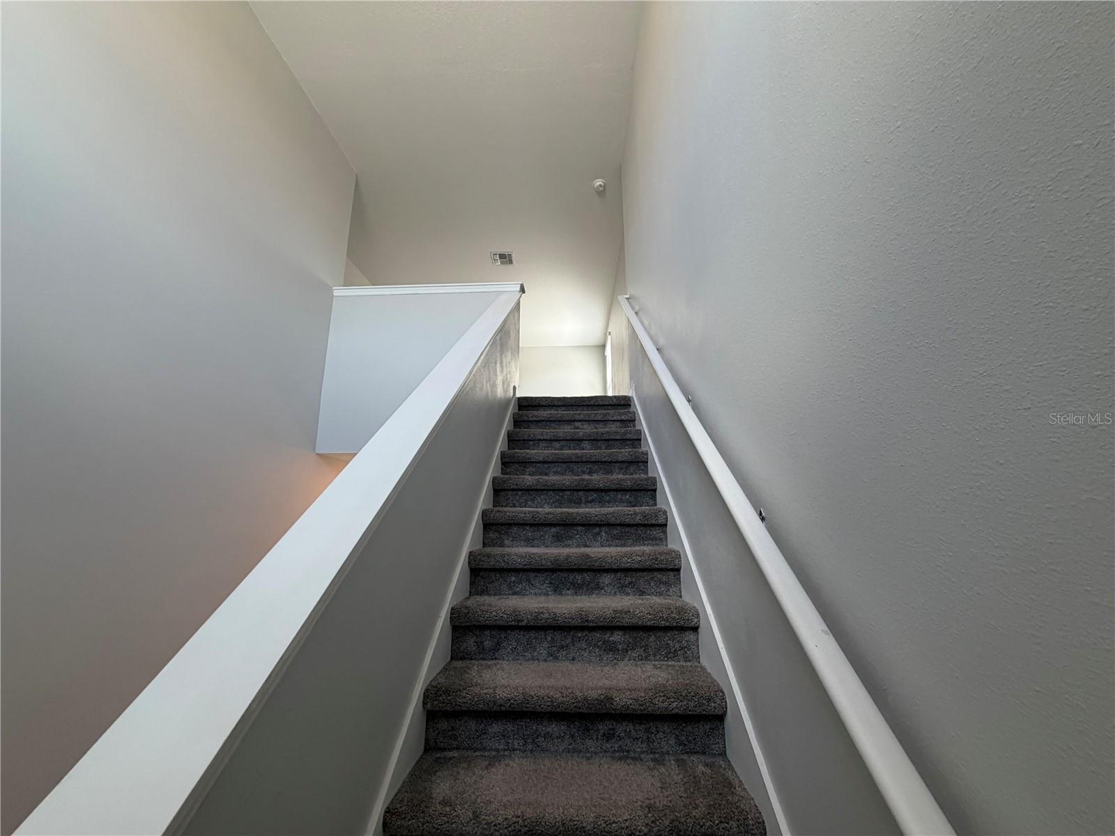 CASCADES - Residential Lease