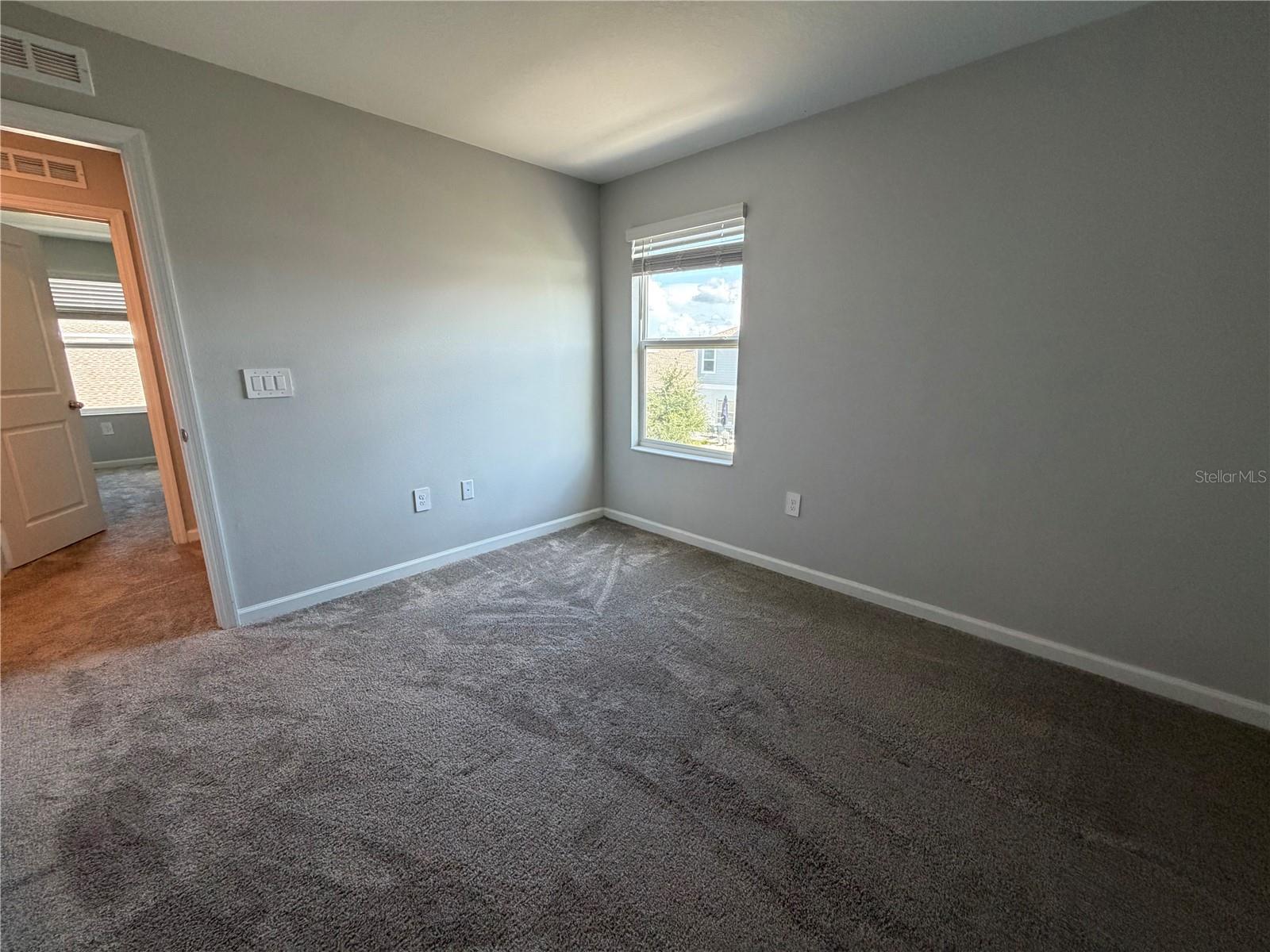 CASCADES - Residential Lease