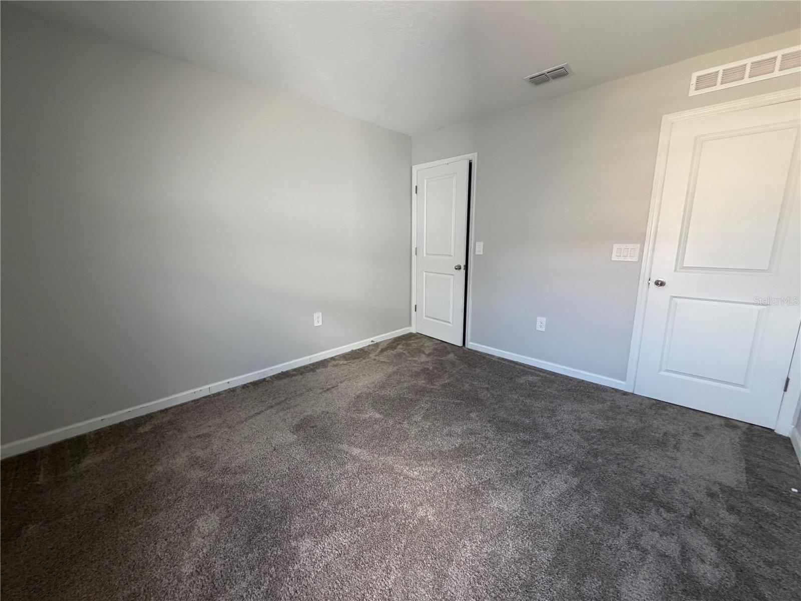 CASCADES - Residential Lease