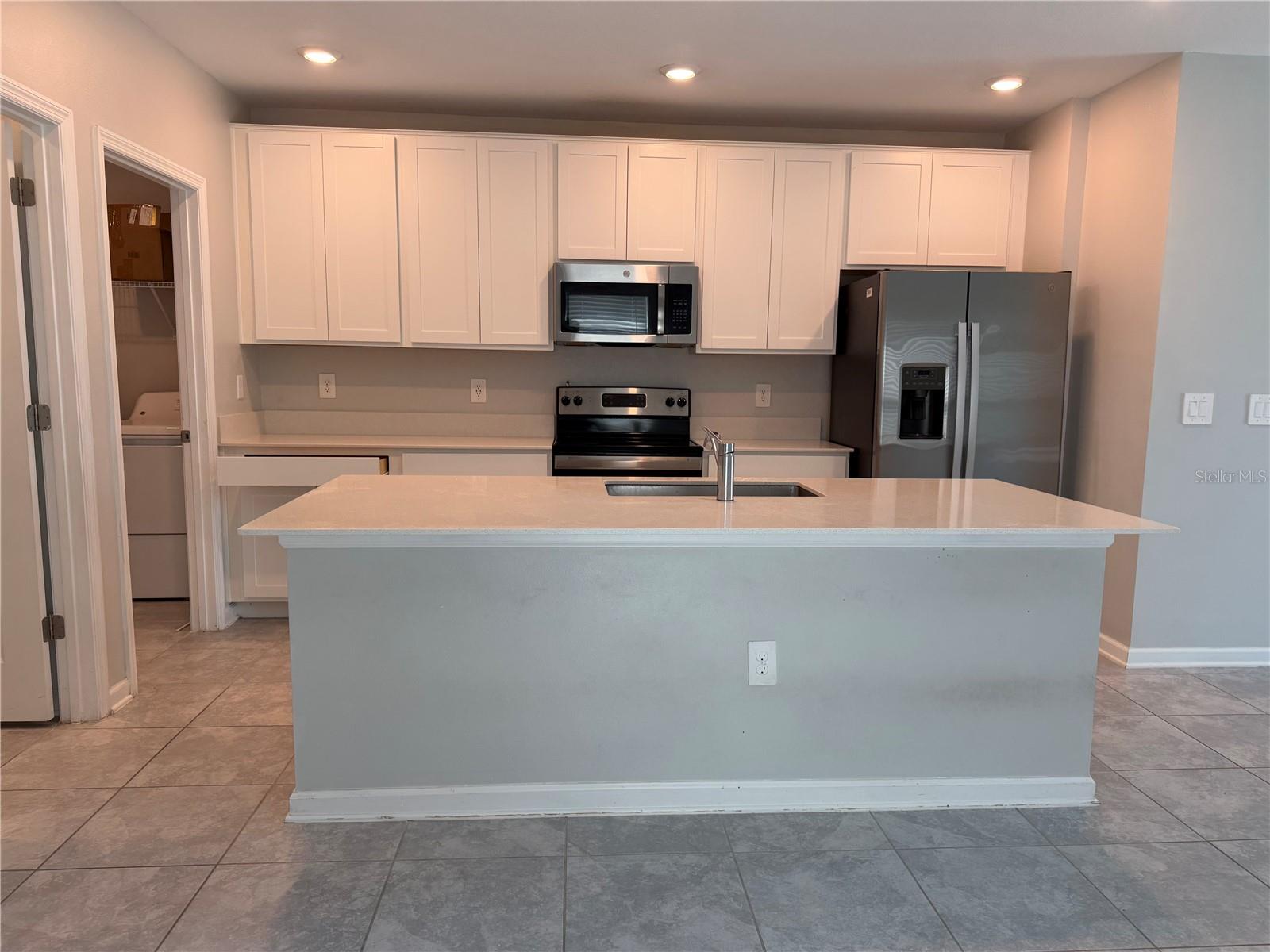 CASCADES - Residential Lease