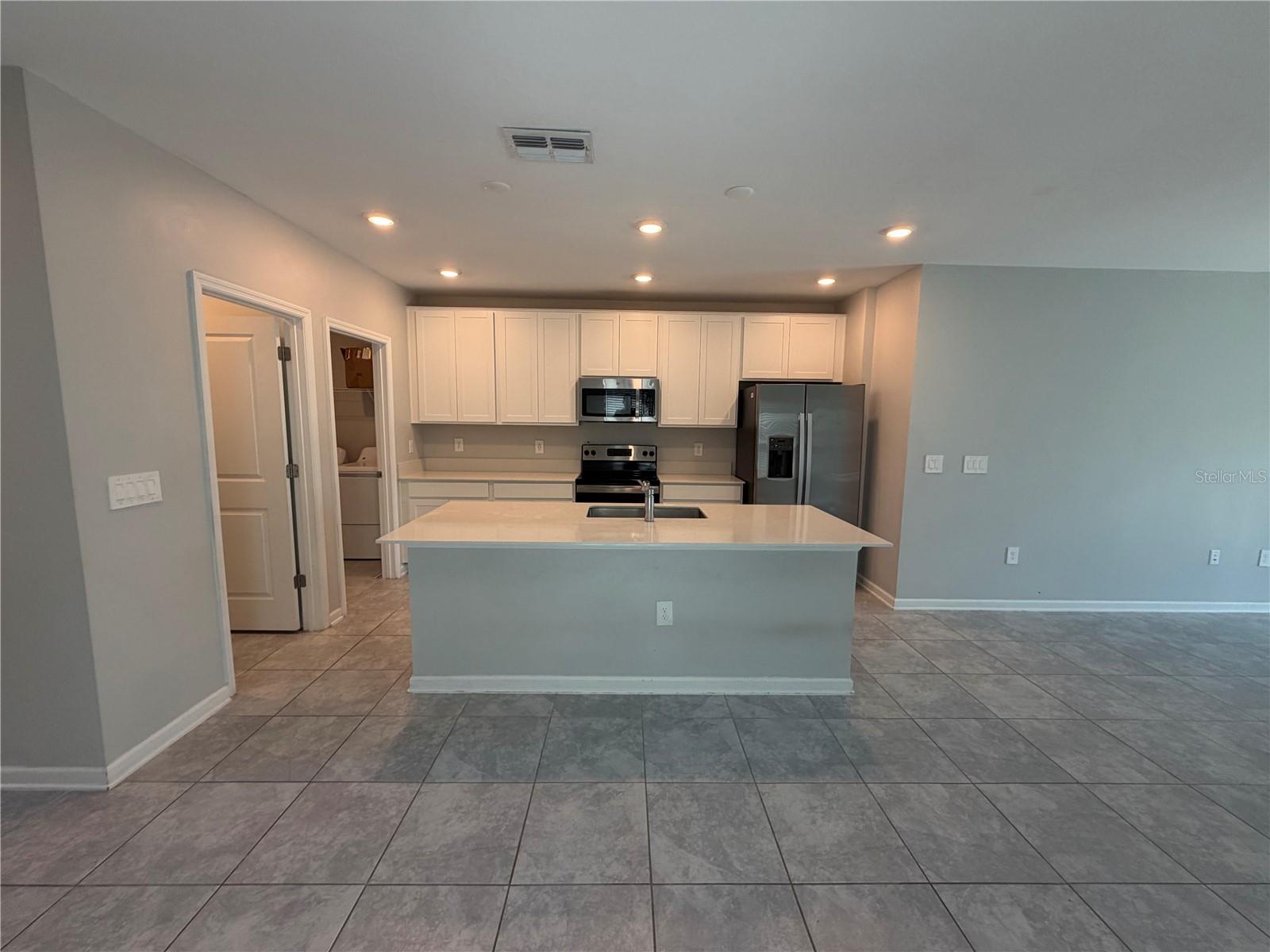CASCADES - Residential Lease