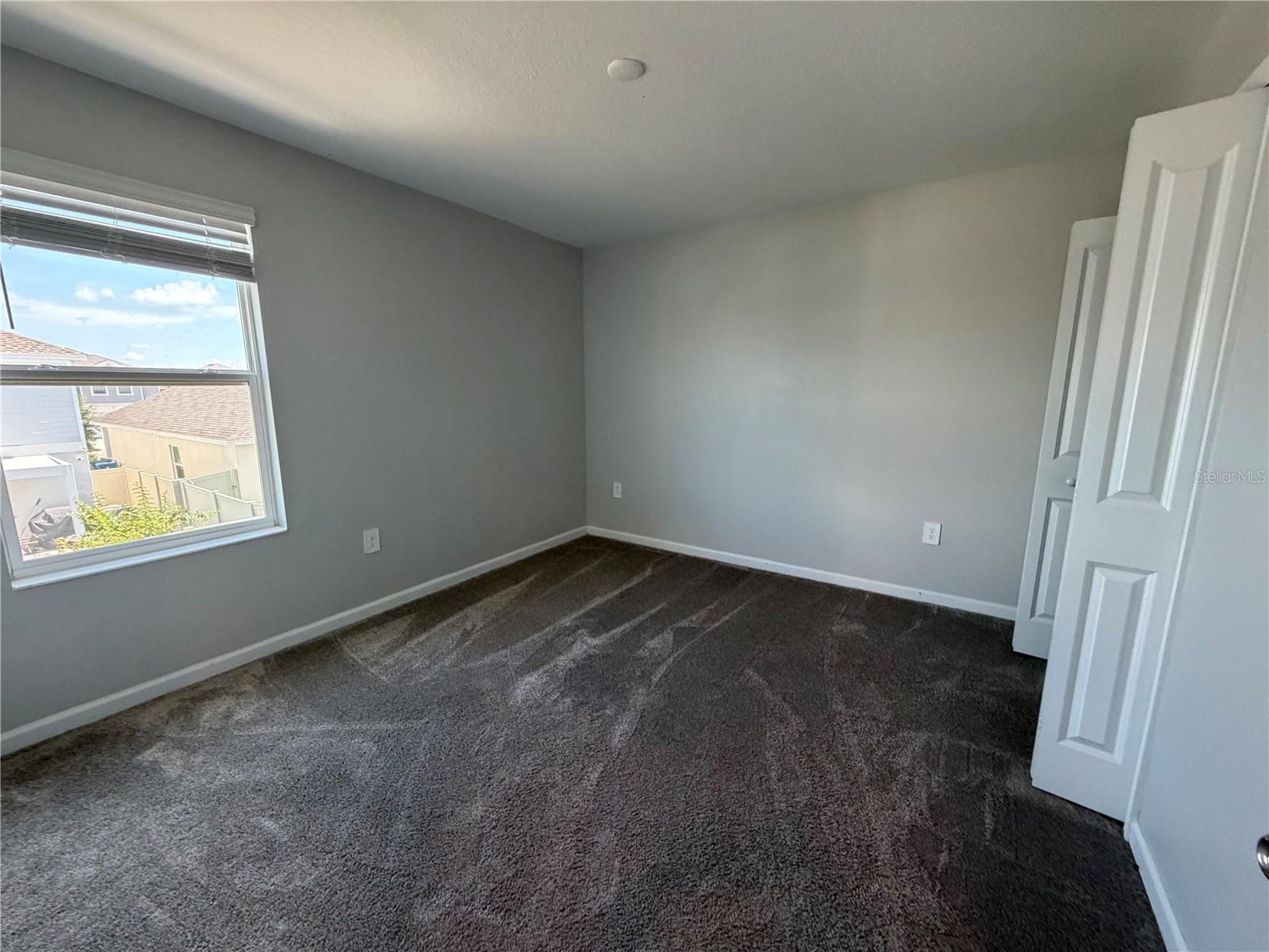 CASCADES - Residential Lease