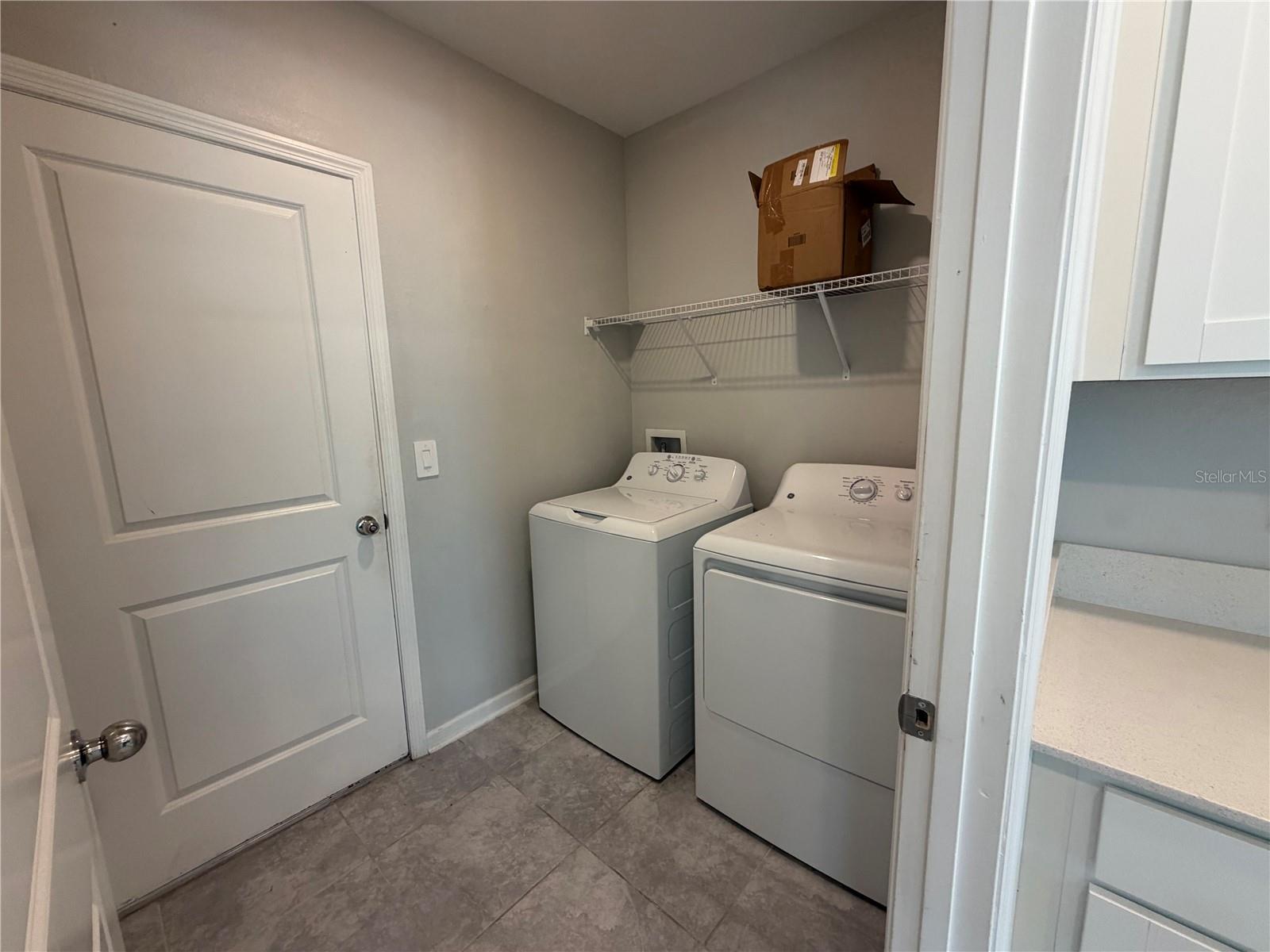 CASCADES - Residential Lease