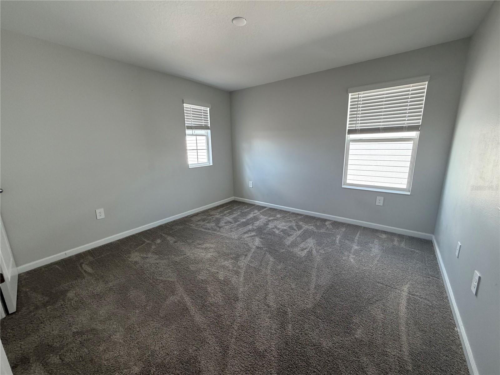 CASCADES - Residential Lease