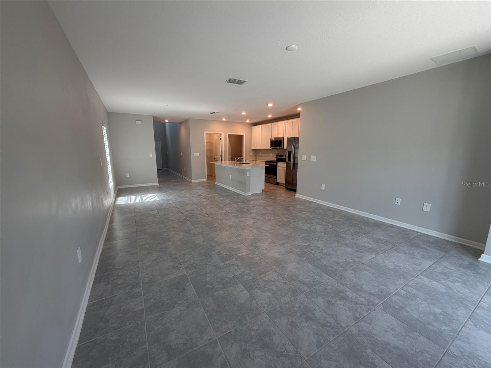 CASCADES - Residential Lease