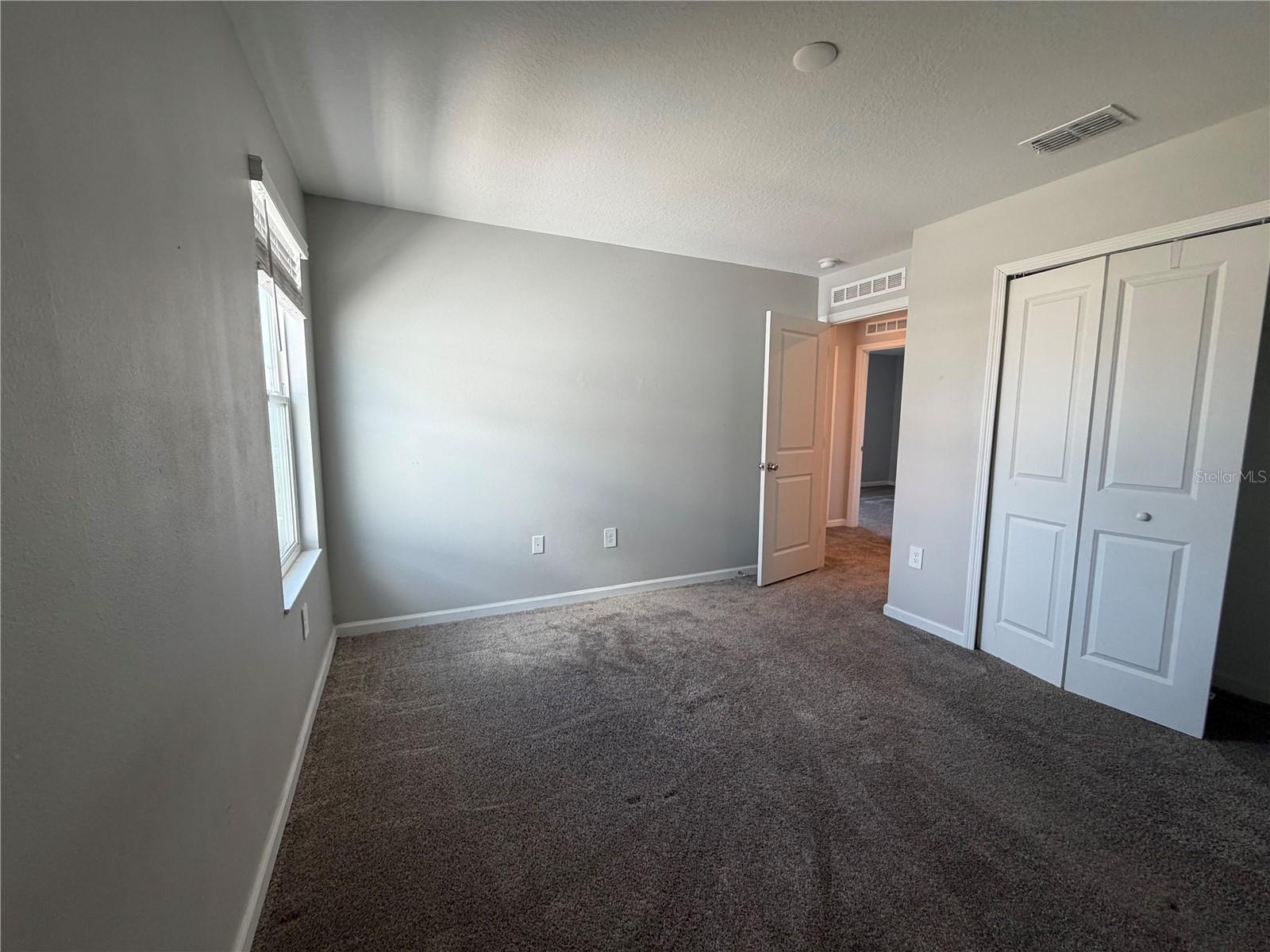 CASCADES - Residential Lease