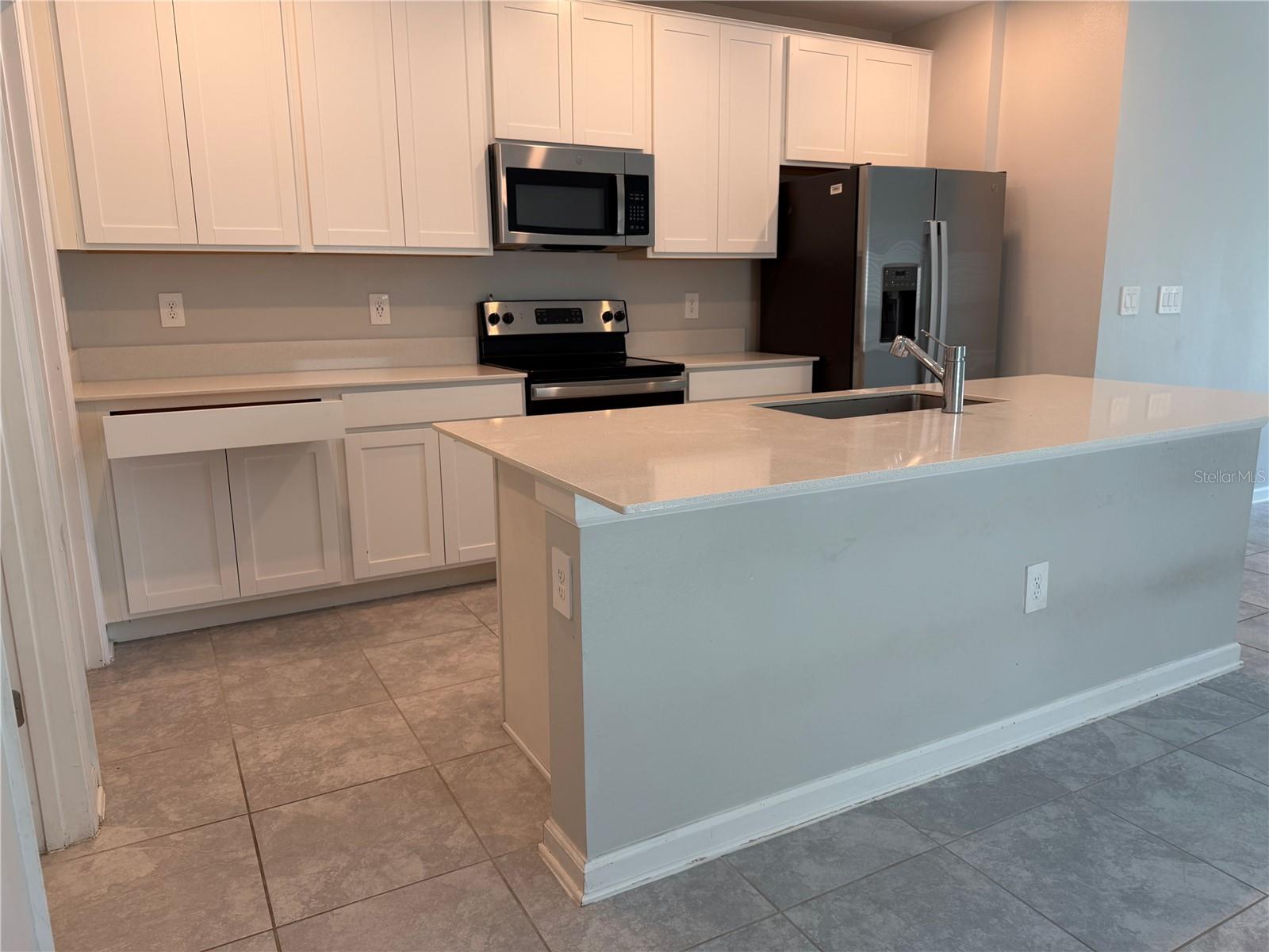 CASCADES - Residential Lease