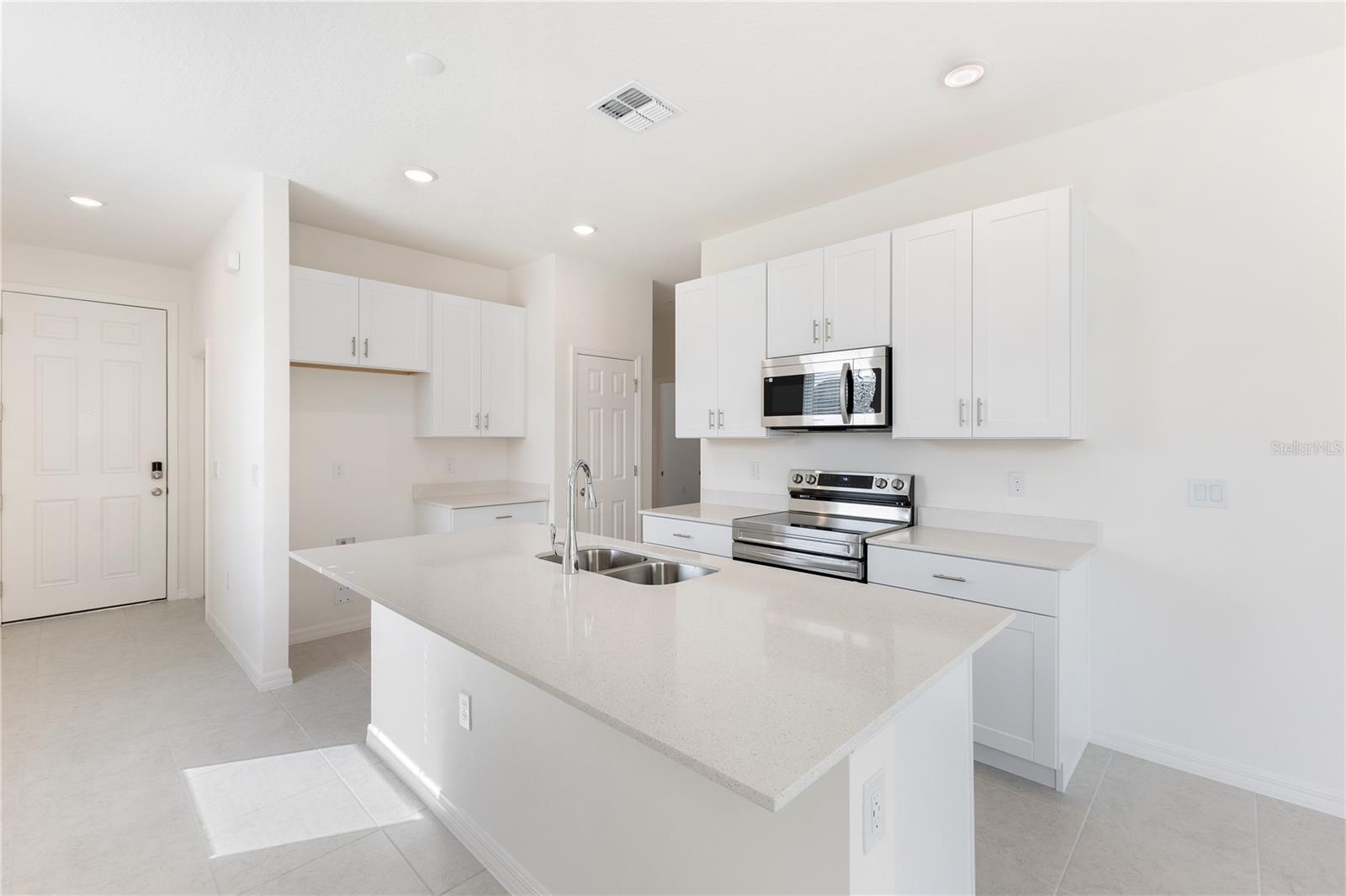HIGHFIELD AT TWISTED OAKS - Residential