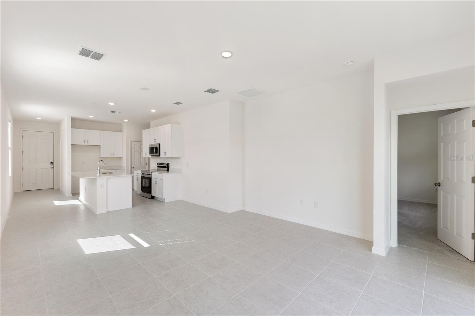 HIGHFIELD AT TWISTED OAKS - Residential