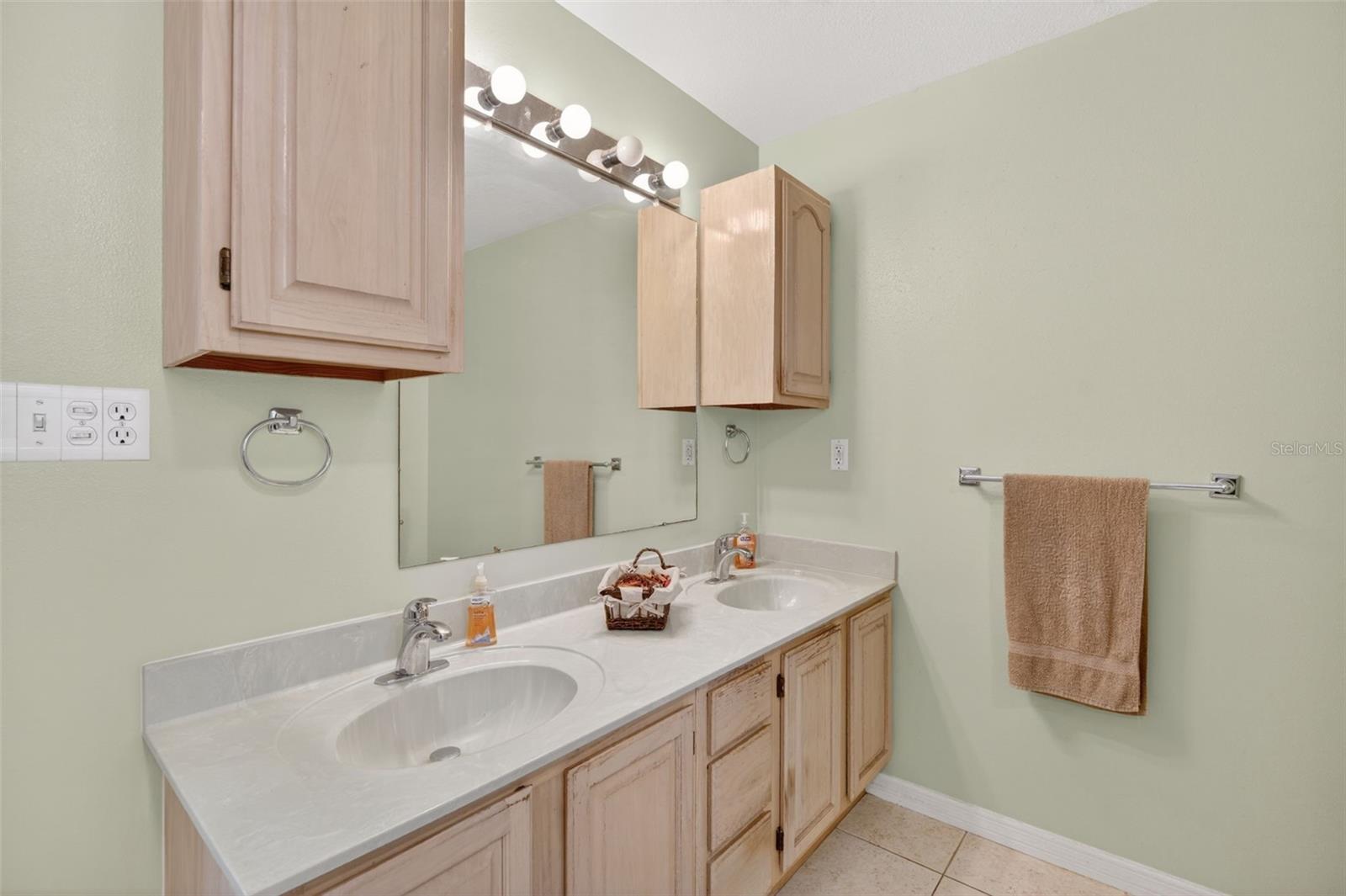 CANAVERAL GROVES SUB - Residential