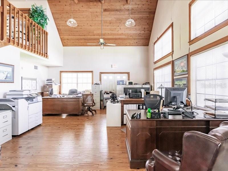 MILL CREEK PH 01 - Commercial Sale