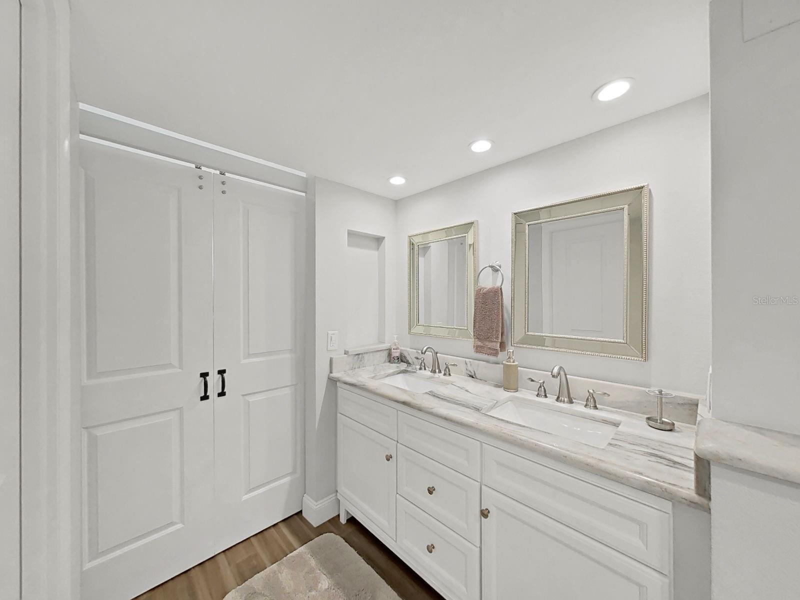 COVE CAY 26-20 VILLAGE II - Residential Lease