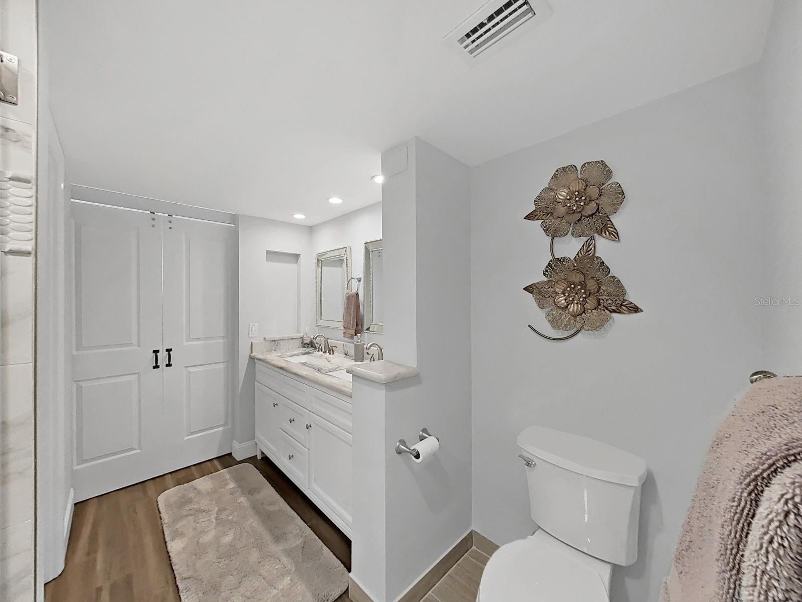 COVE CAY 26-20 VILLAGE II - Residential Lease