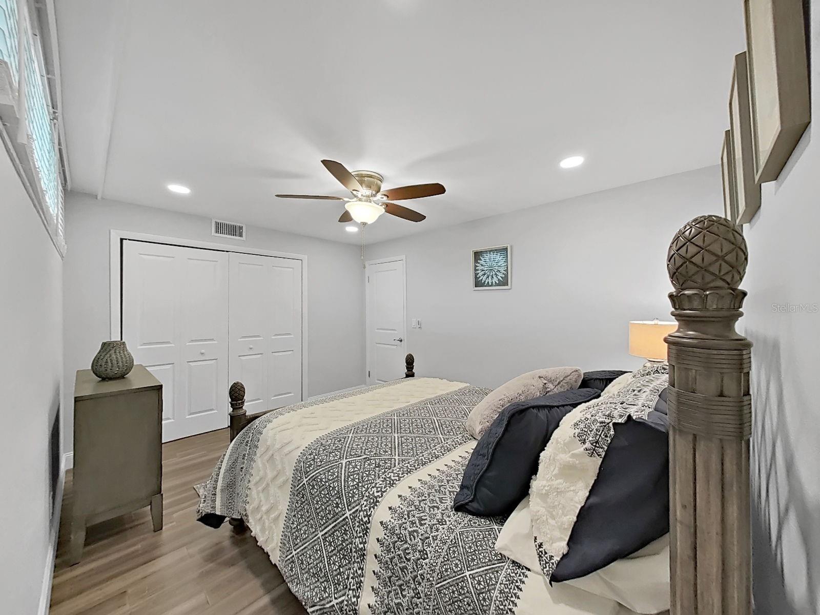 COVE CAY 26-20 VILLAGE II - Residential Lease