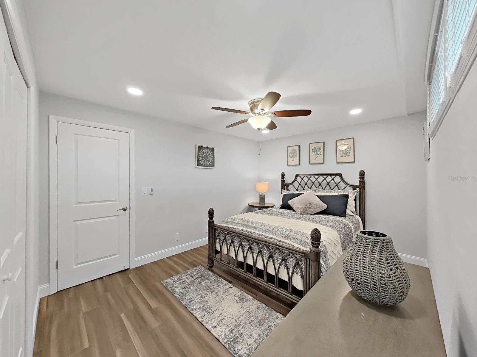 COVE CAY 26-20 VILLAGE II - Residential Lease