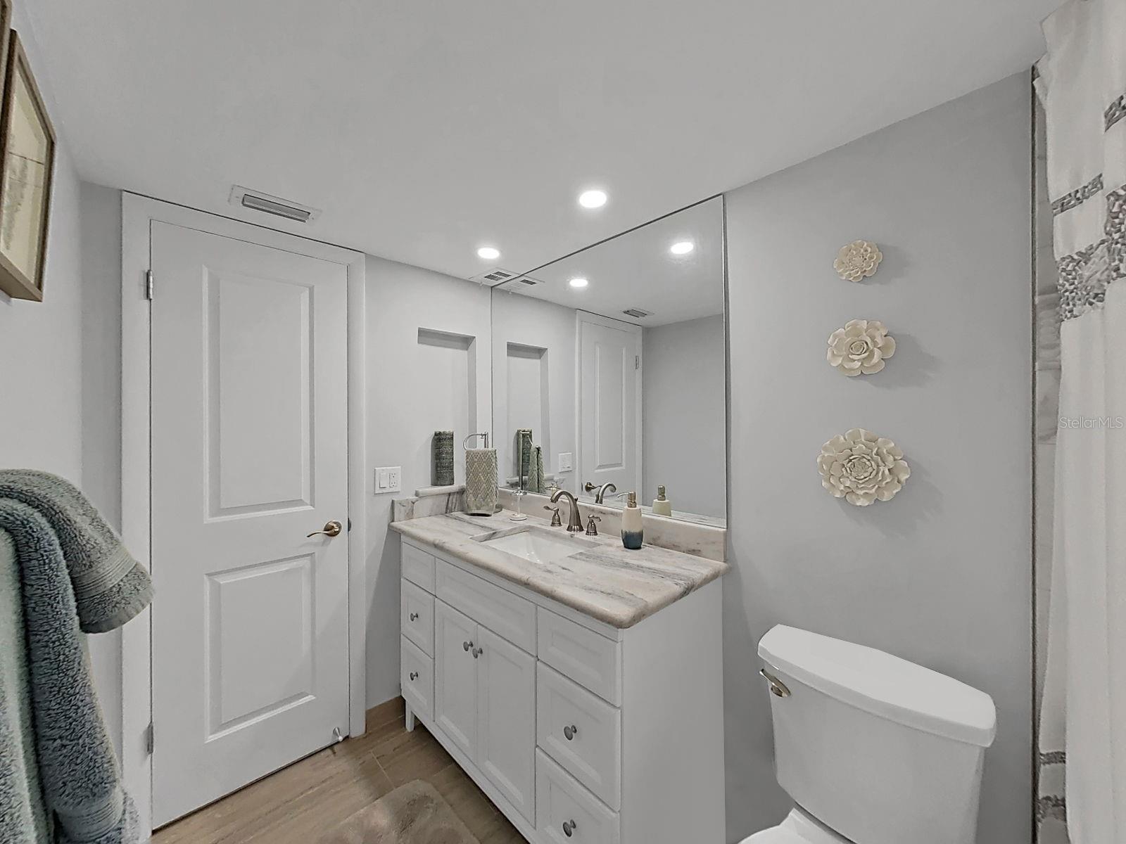 COVE CAY 26-20 VILLAGE II - Residential Lease