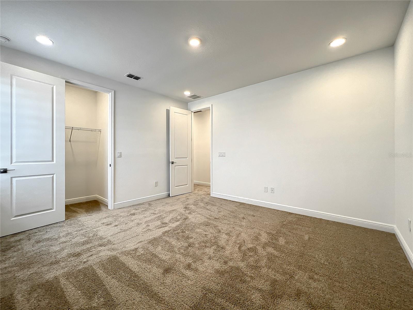 HARTWOOD LNDG - Residential Lease
