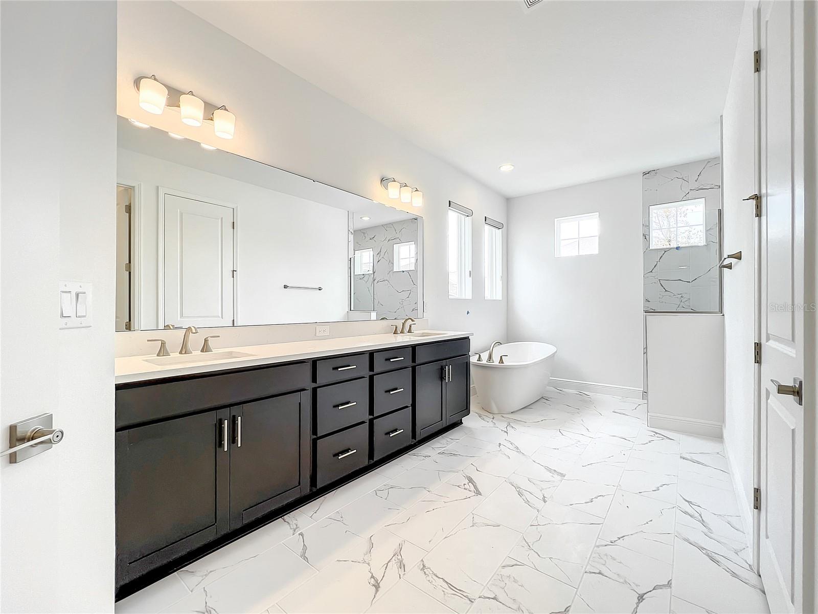 HARTWOOD LNDG - Residential Lease