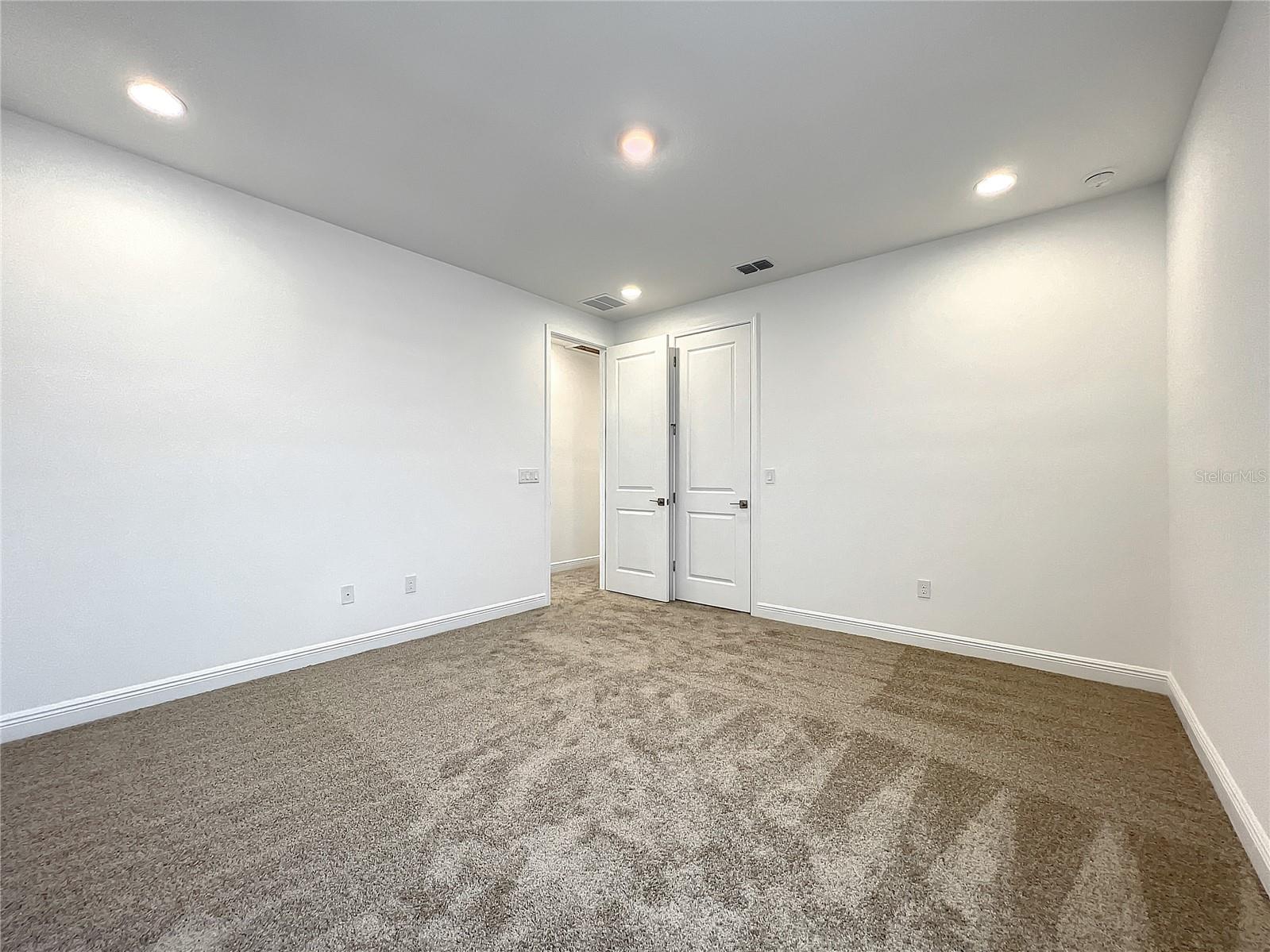 HARTWOOD LNDG - Residential Lease