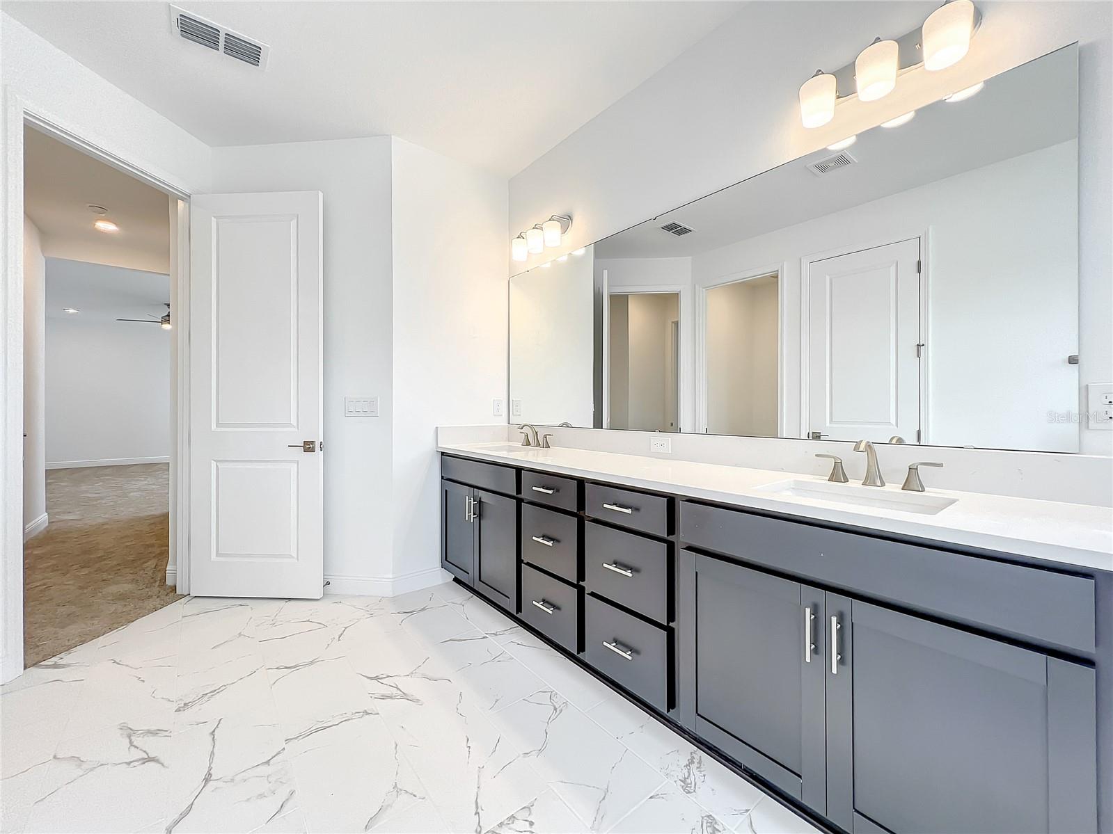 HARTWOOD LNDG - Residential Lease
