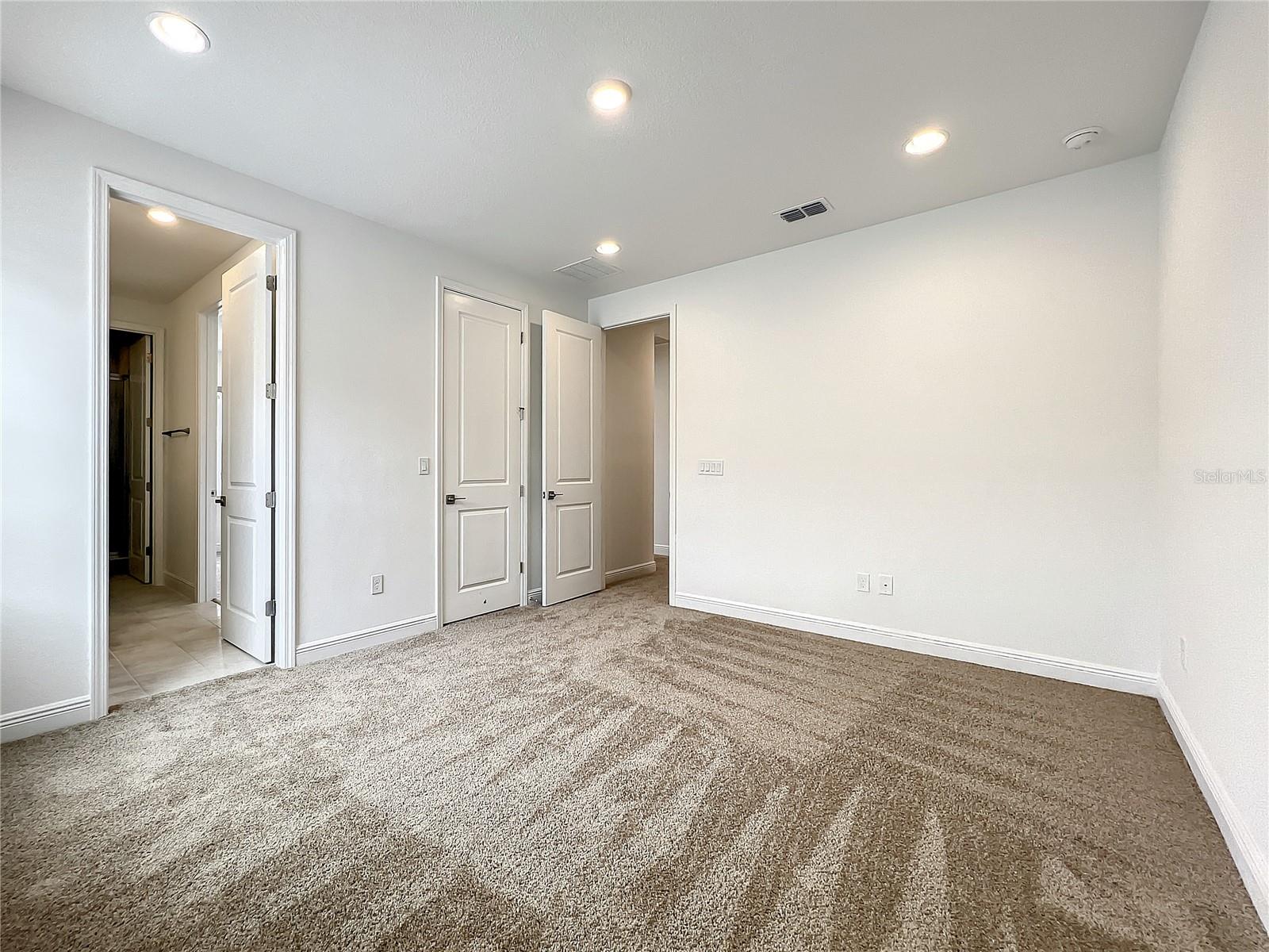 HARTWOOD LNDG - Residential Lease