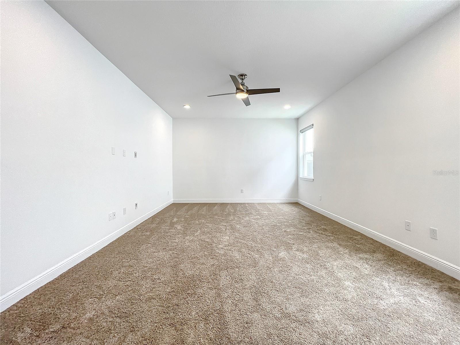 HARTWOOD LNDG - Residential Lease