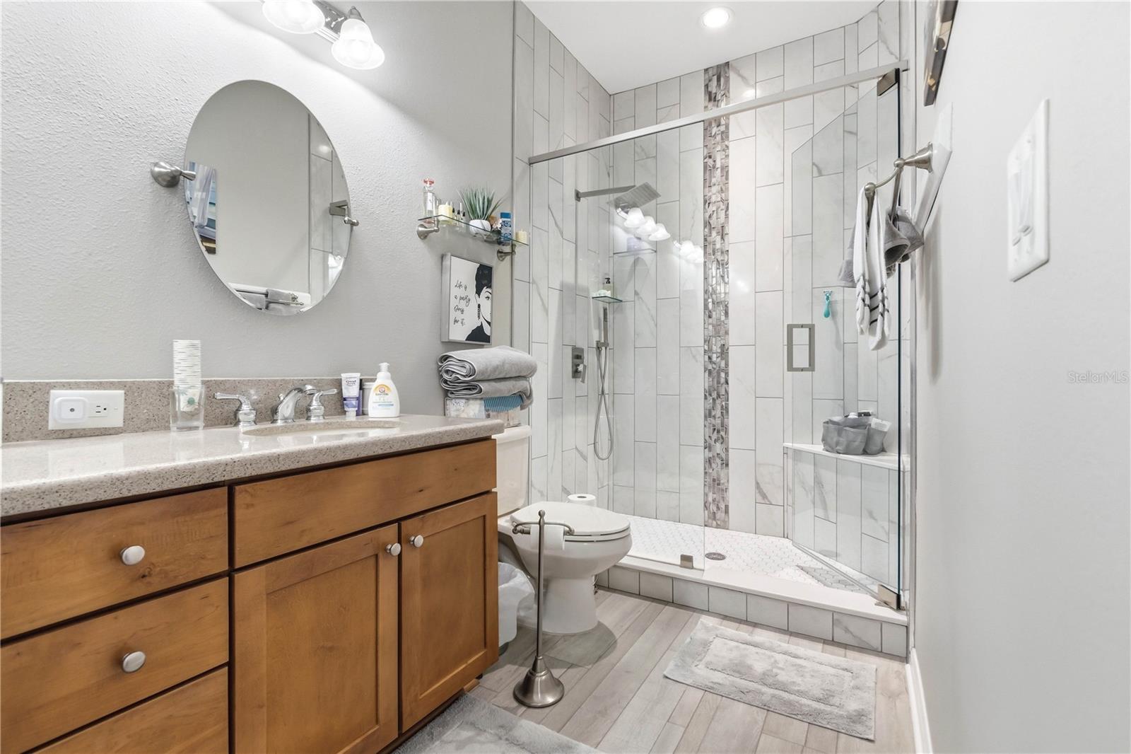 SOUTH HAMPTON - Residential