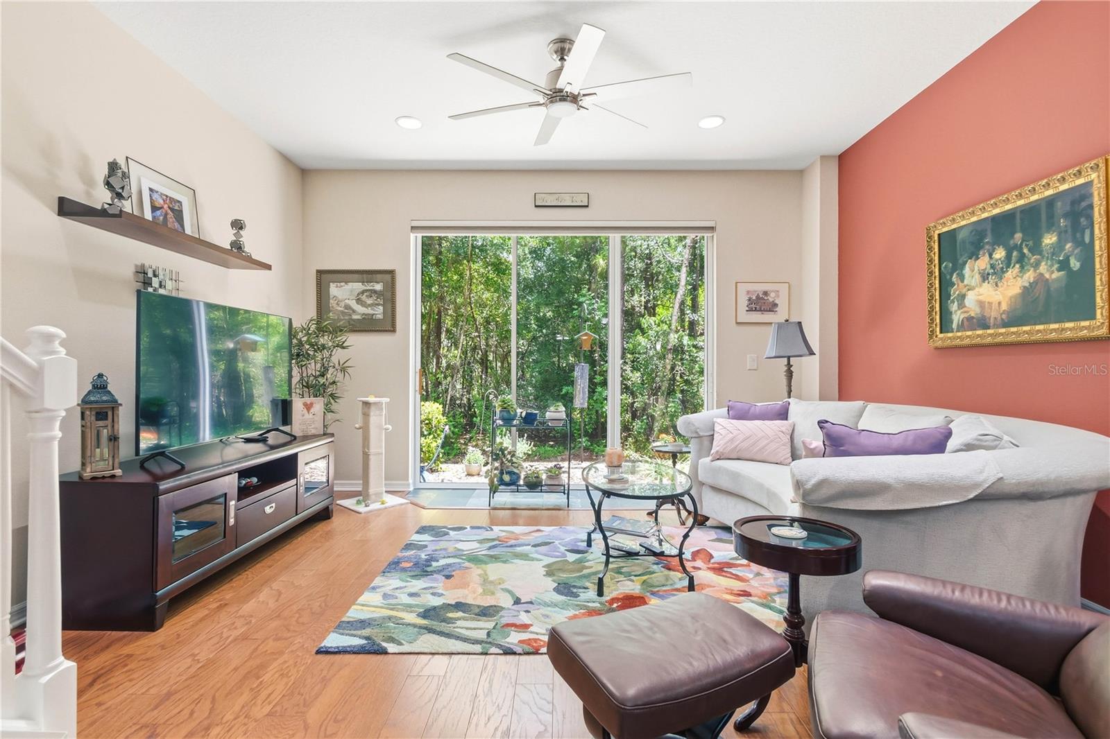 SOUTH HAMPTON - Residential
