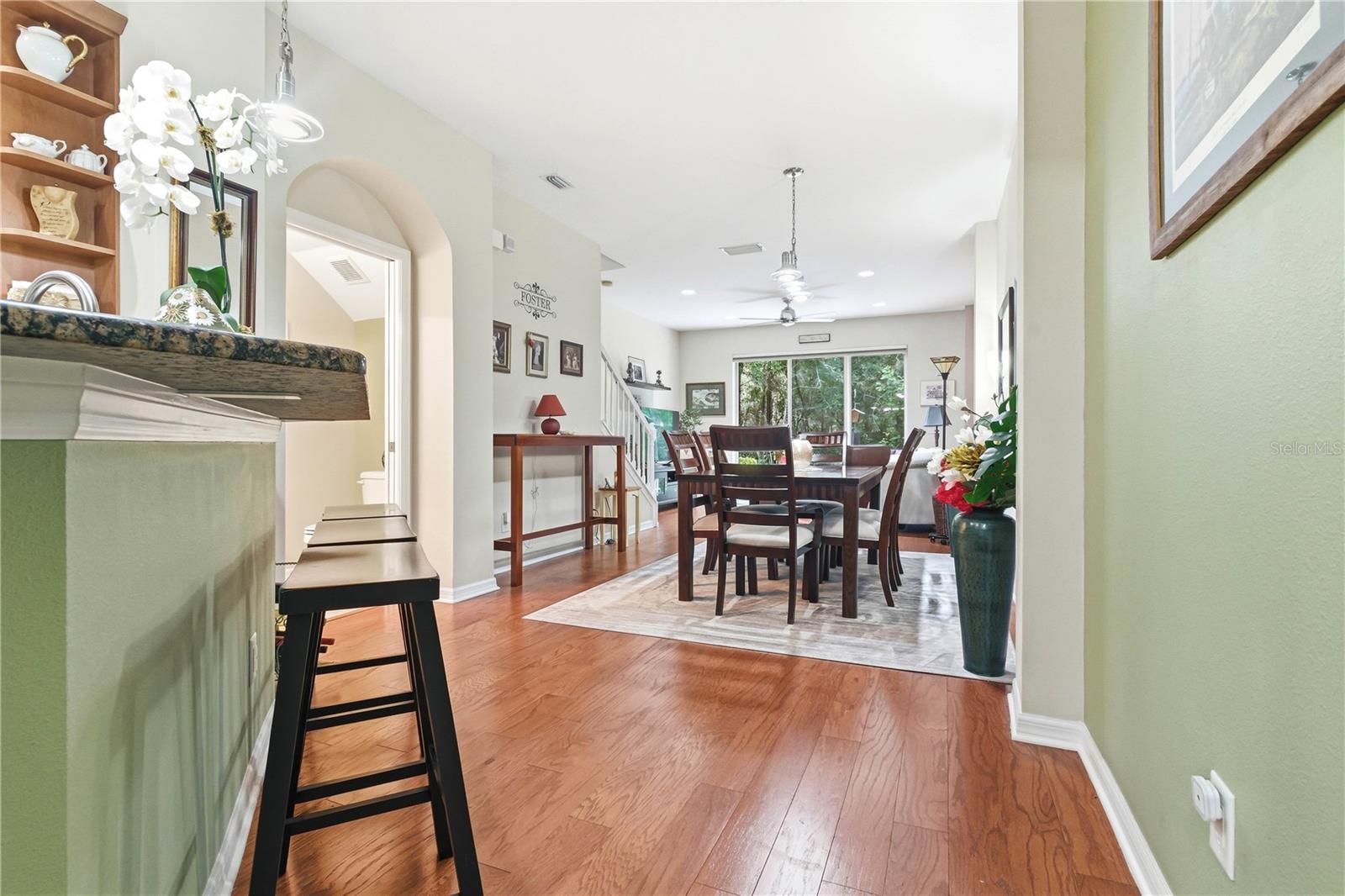 SOUTH HAMPTON - Residential