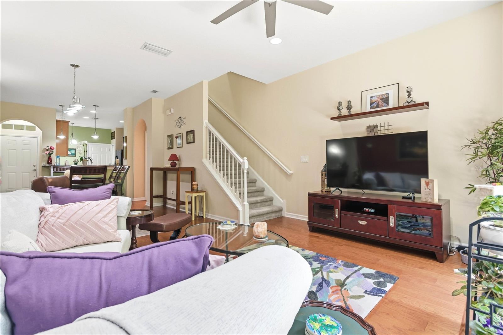 SOUTH HAMPTON - Residential