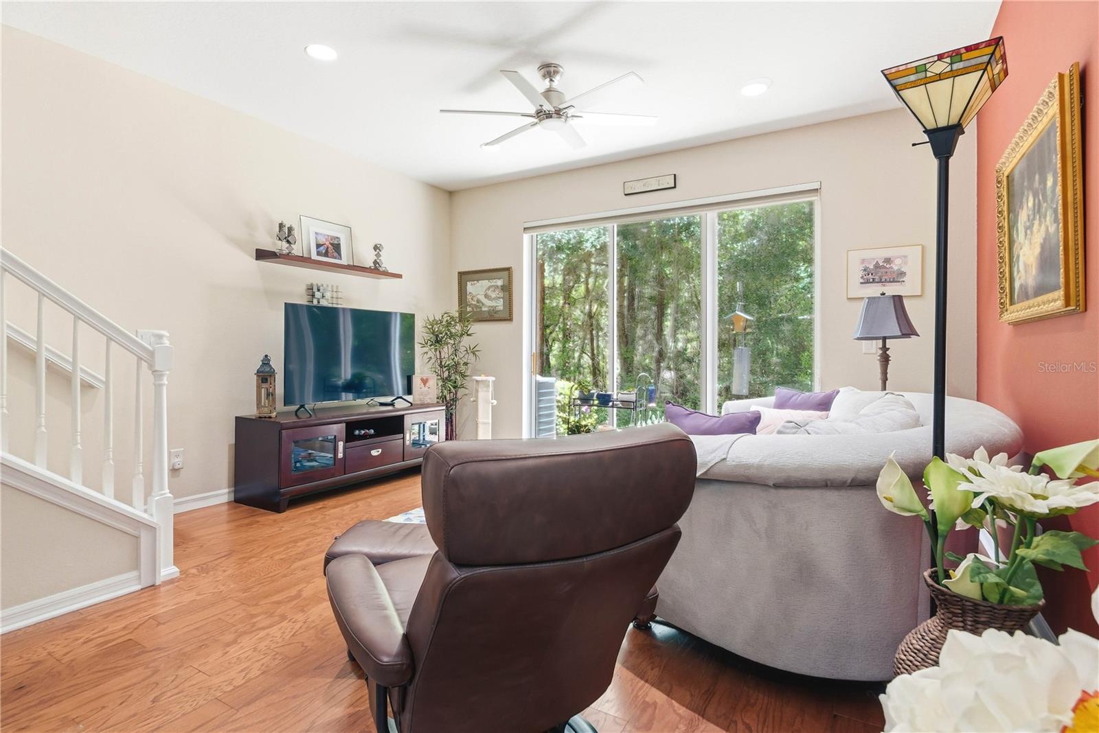 SOUTH HAMPTON - Residential