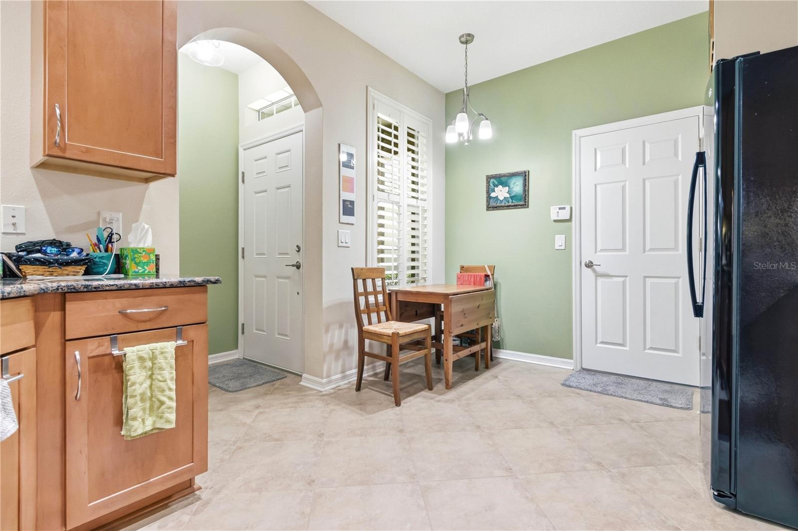 SOUTH HAMPTON - Residential