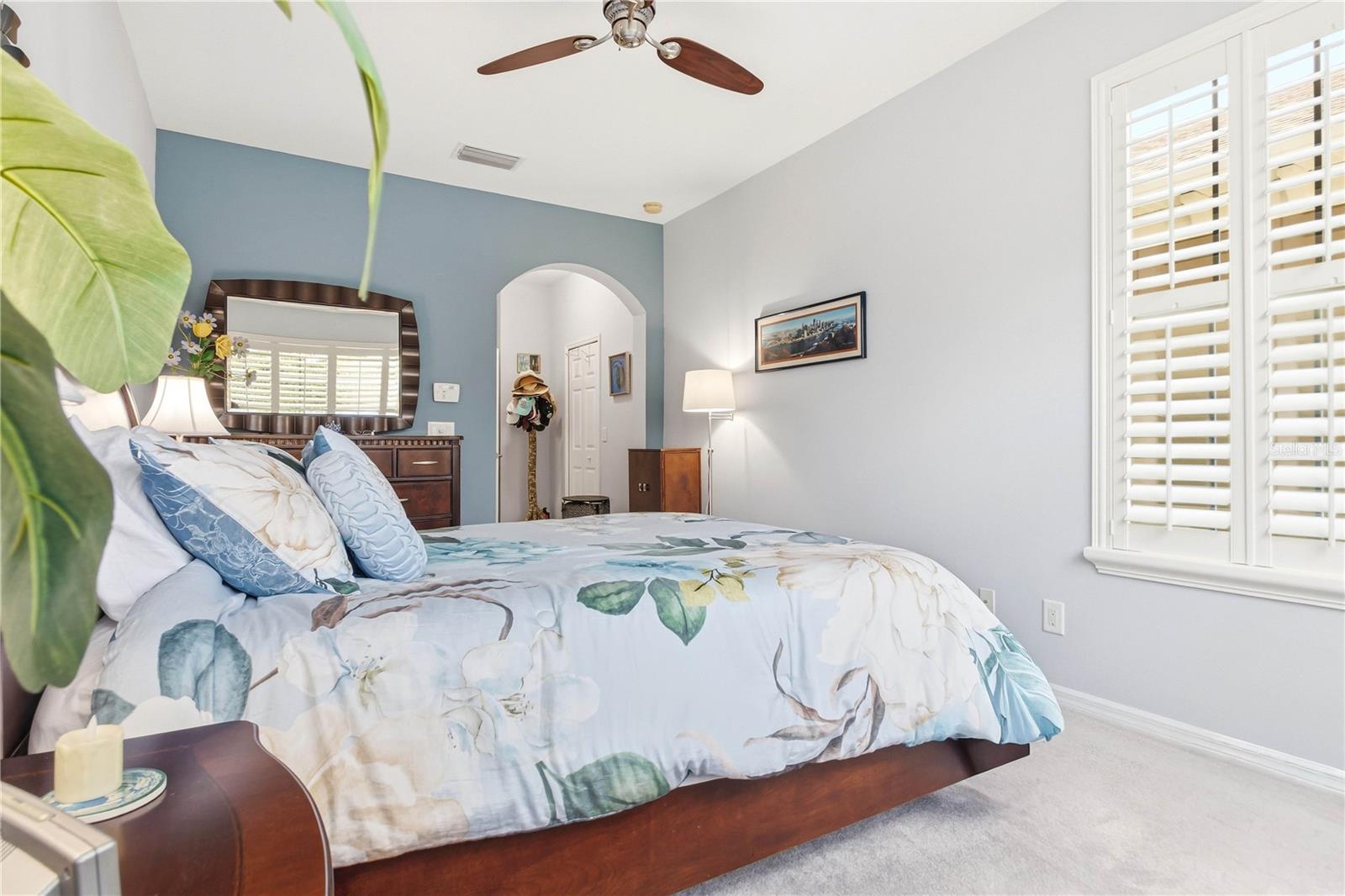 SOUTH HAMPTON - Residential