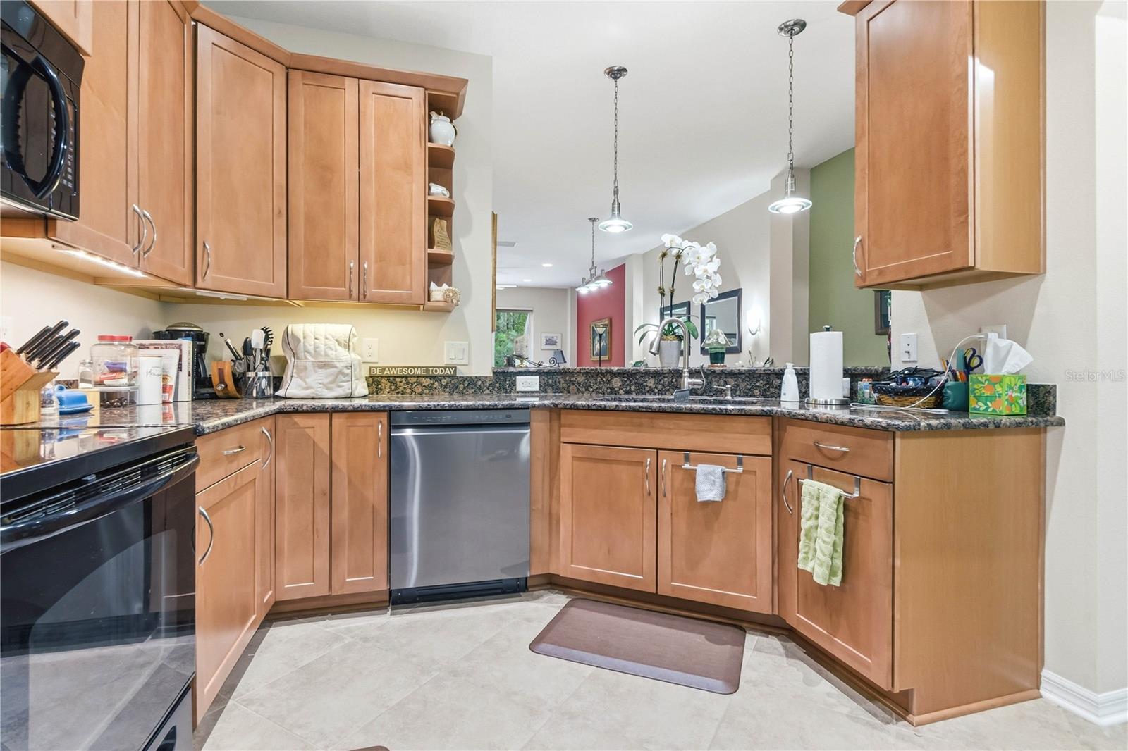 SOUTH HAMPTON - Residential