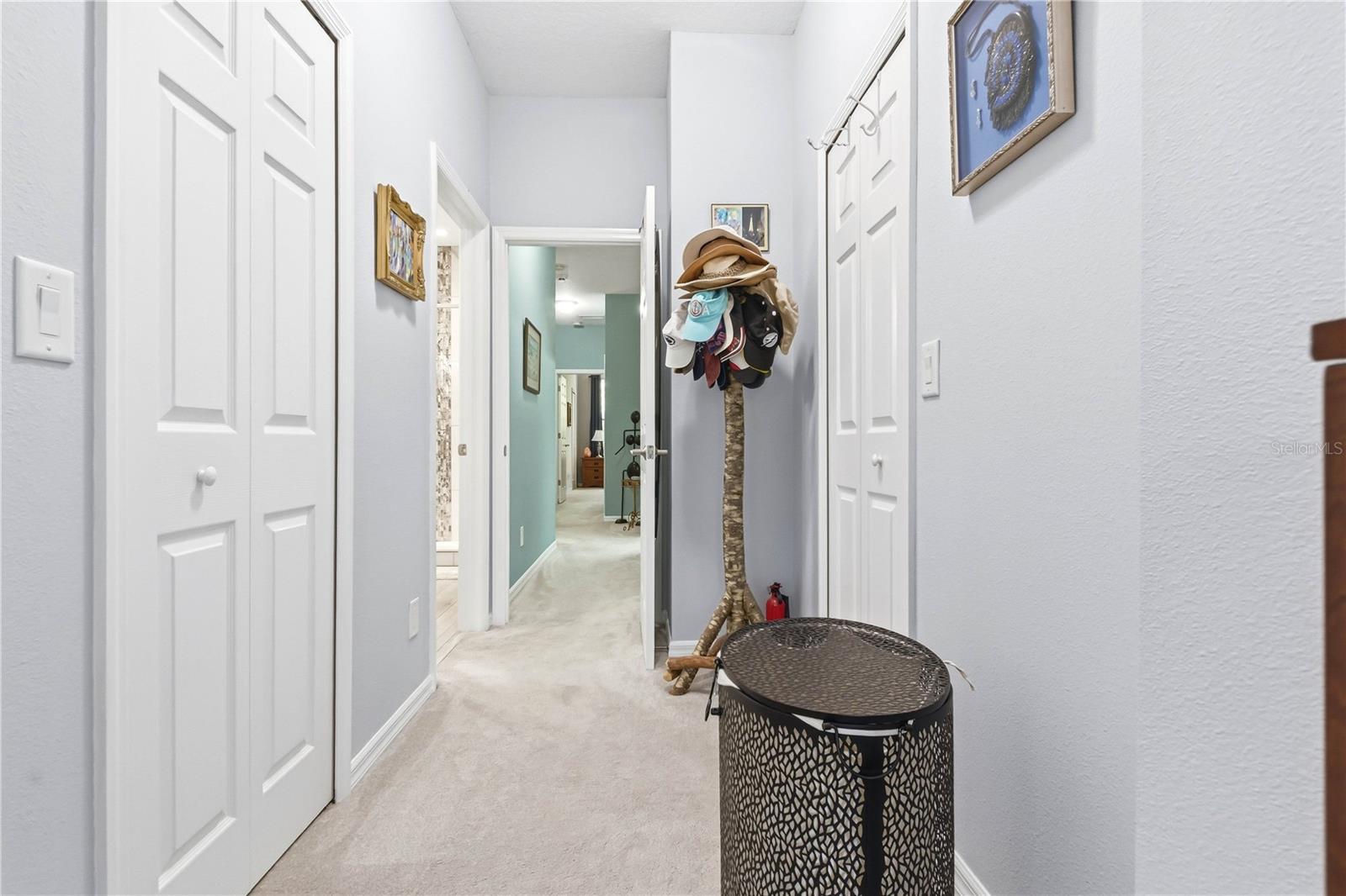 SOUTH HAMPTON - Residential