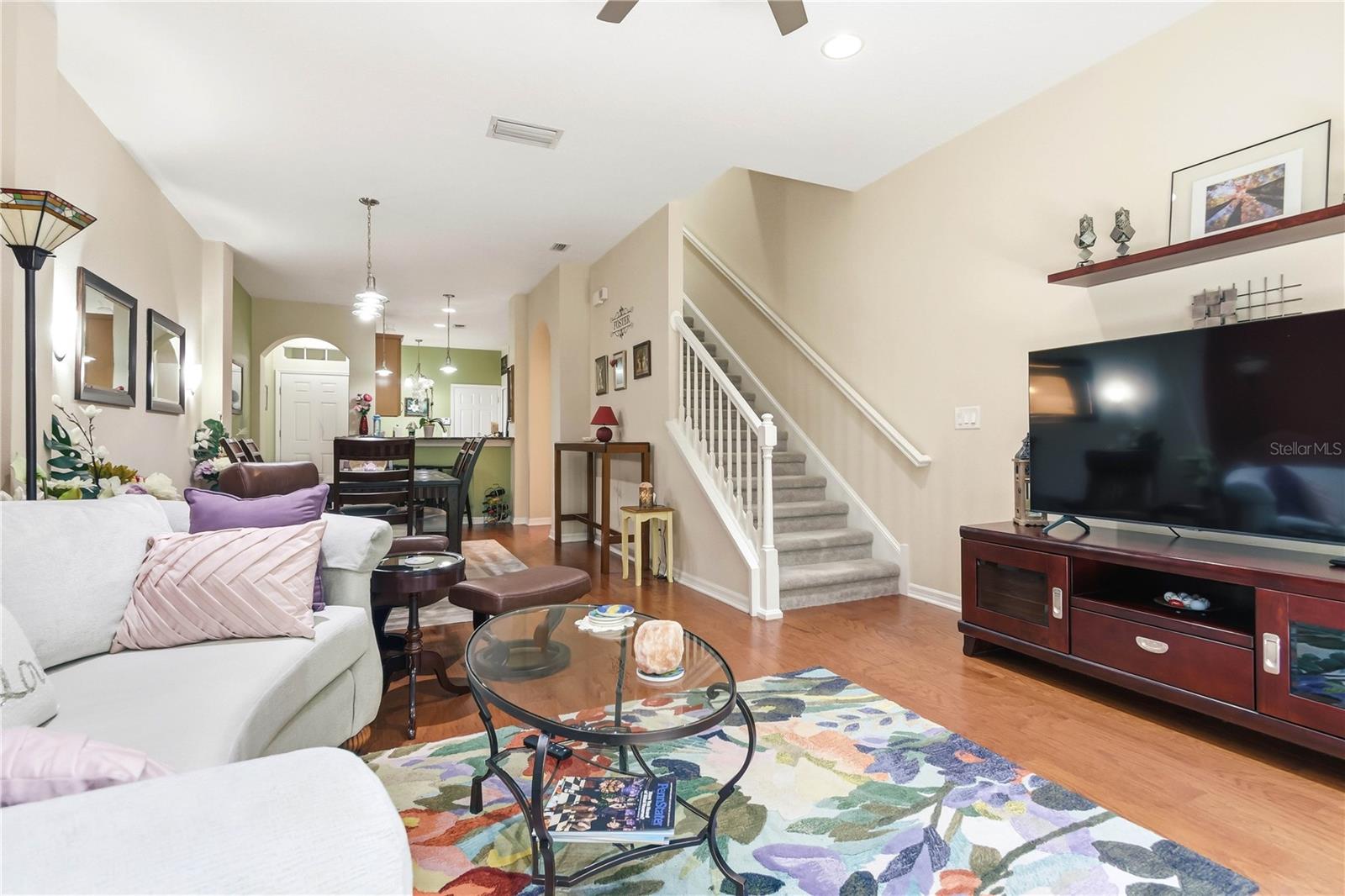 SOUTH HAMPTON - Residential