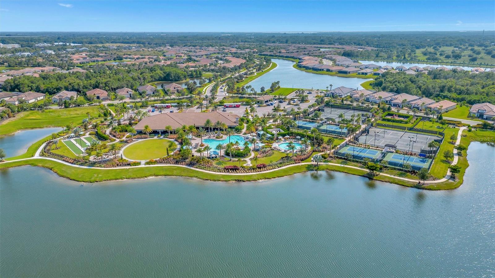 ARTISAN LAKES ESPLANADE PH V SUBPH B & C - Residential