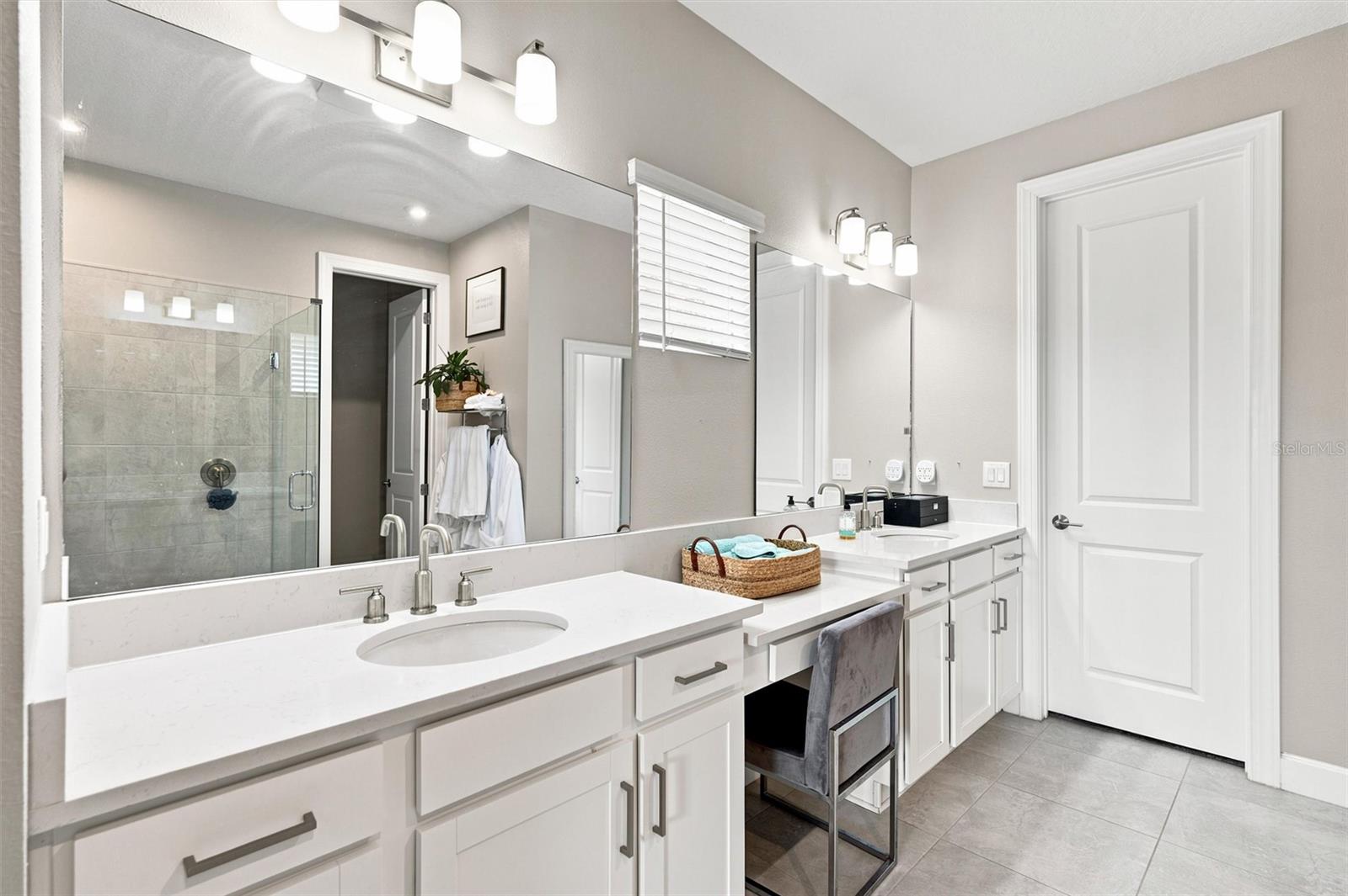 ARTISAN LAKES ESPLANADE PH V SUBPH B & C - Residential