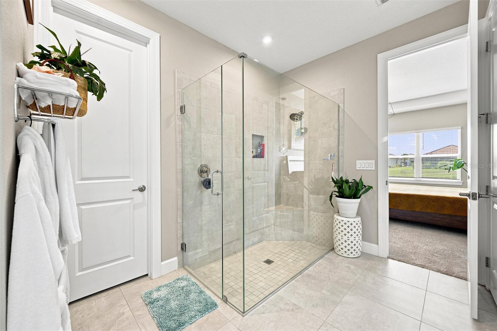 ARTISAN LAKES ESPLANADE PH V SUBPH B & C - Residential