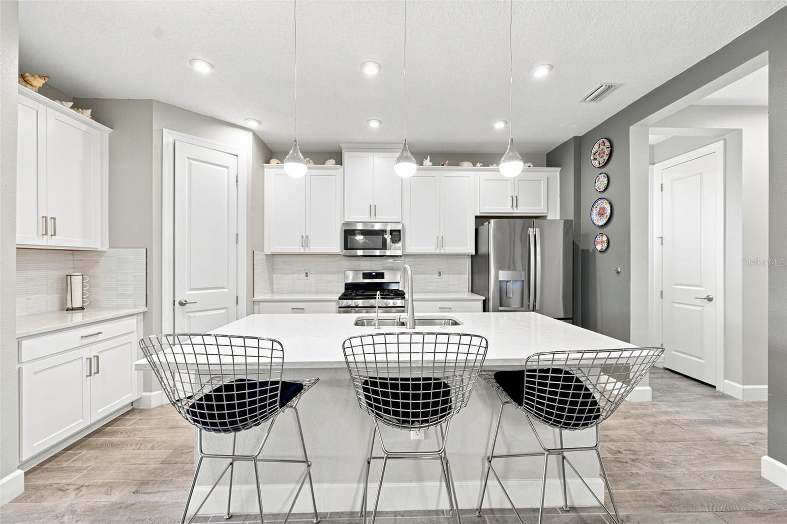 ARTISAN LAKES ESPLANADE PH V SUBPH B & C - Residential