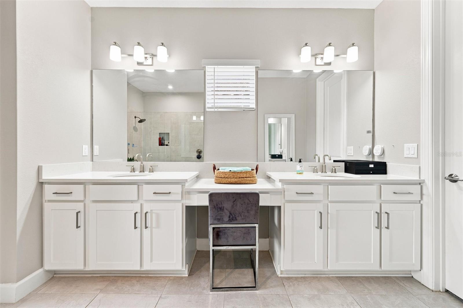 ARTISAN LAKES ESPLANADE PH V SUBPH B & C - Residential