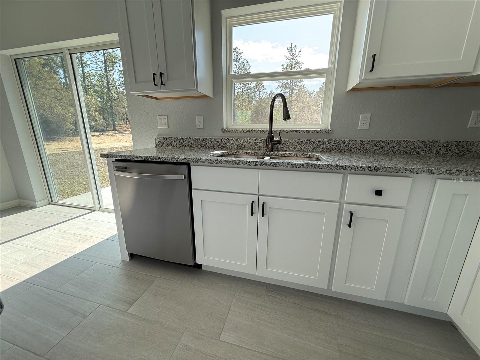 RAINBOW LAKES ESTATES SEC C - Residential