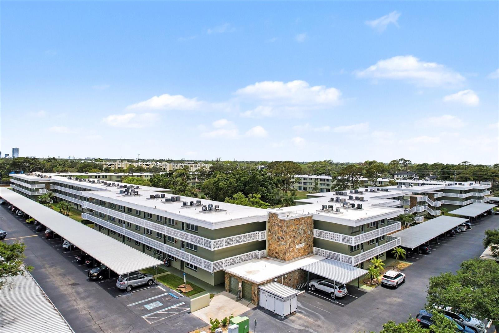 WINSTON PARK NORTHEAST - Residential