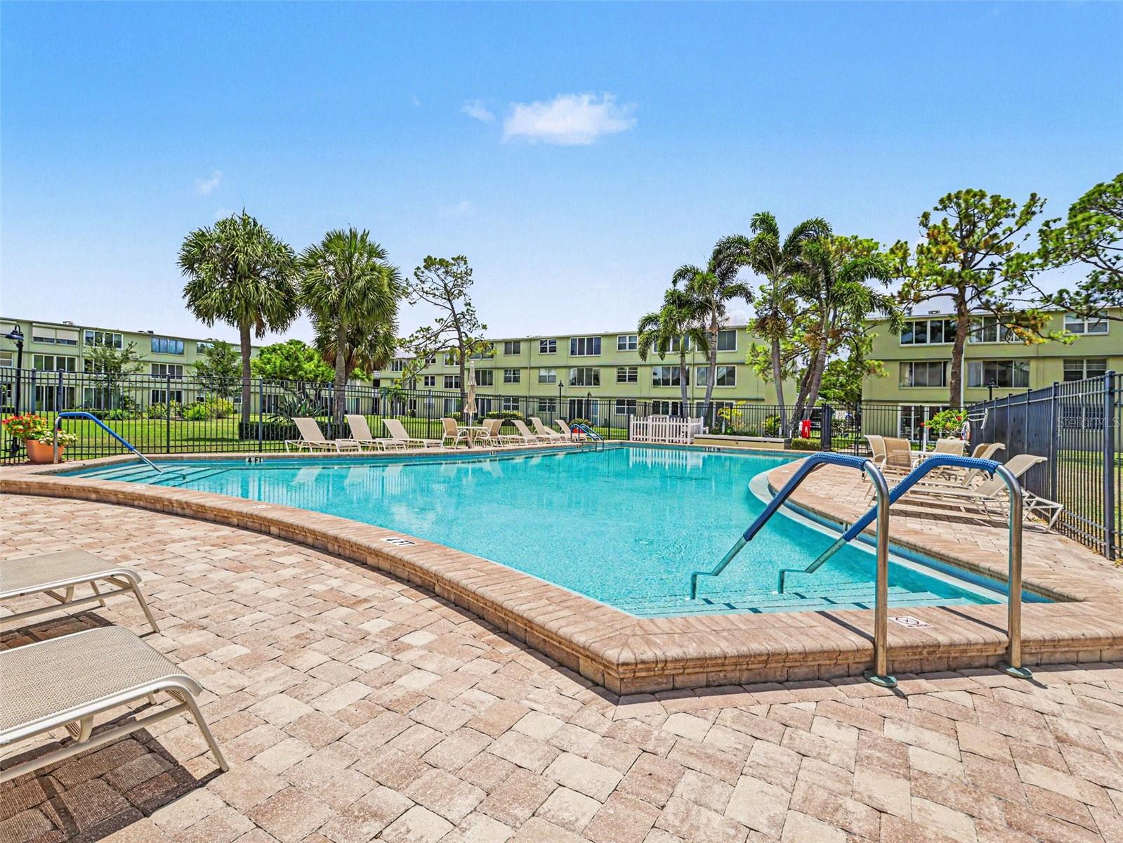WINSTON PARK NORTHEAST - Residential