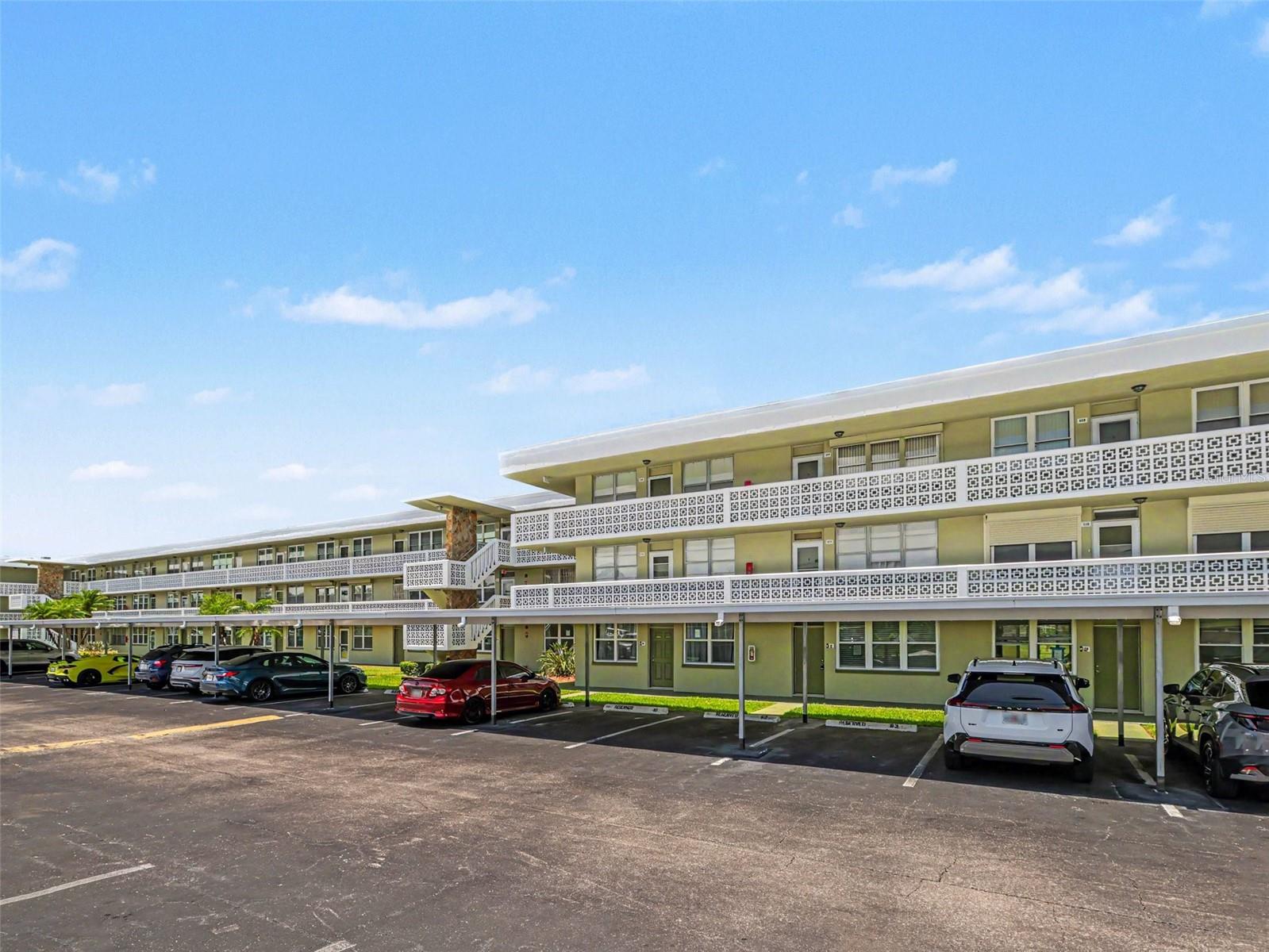 WINSTON PARK NORTHEAST - Residential
