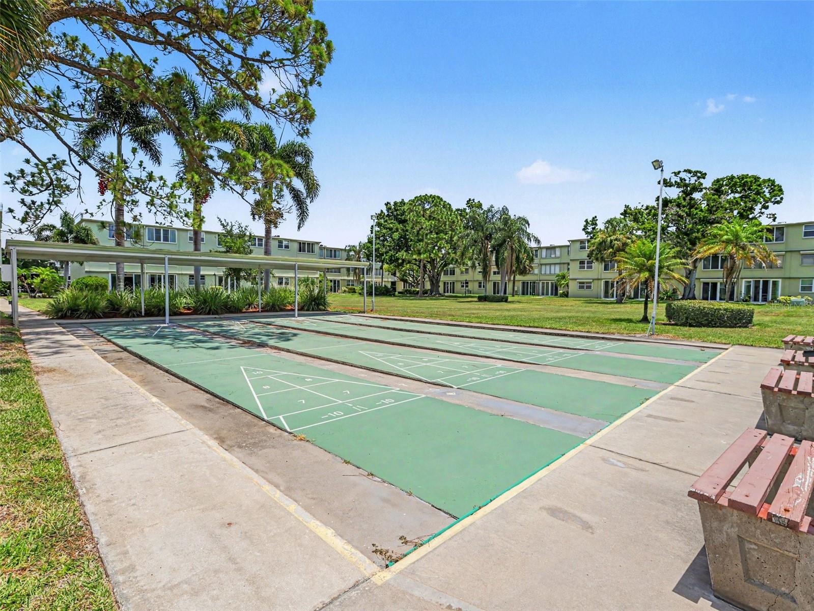 WINSTON PARK NORTHEAST - Residential