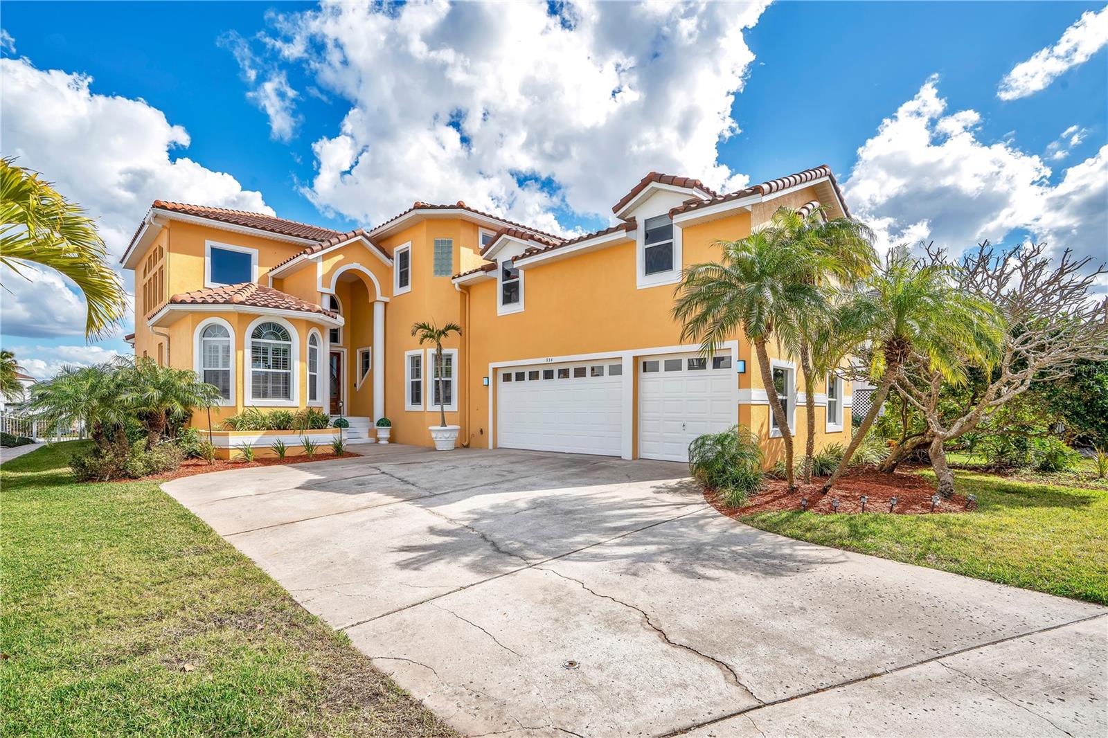 SYMPHONY ISLES UNIT TWO - Residential