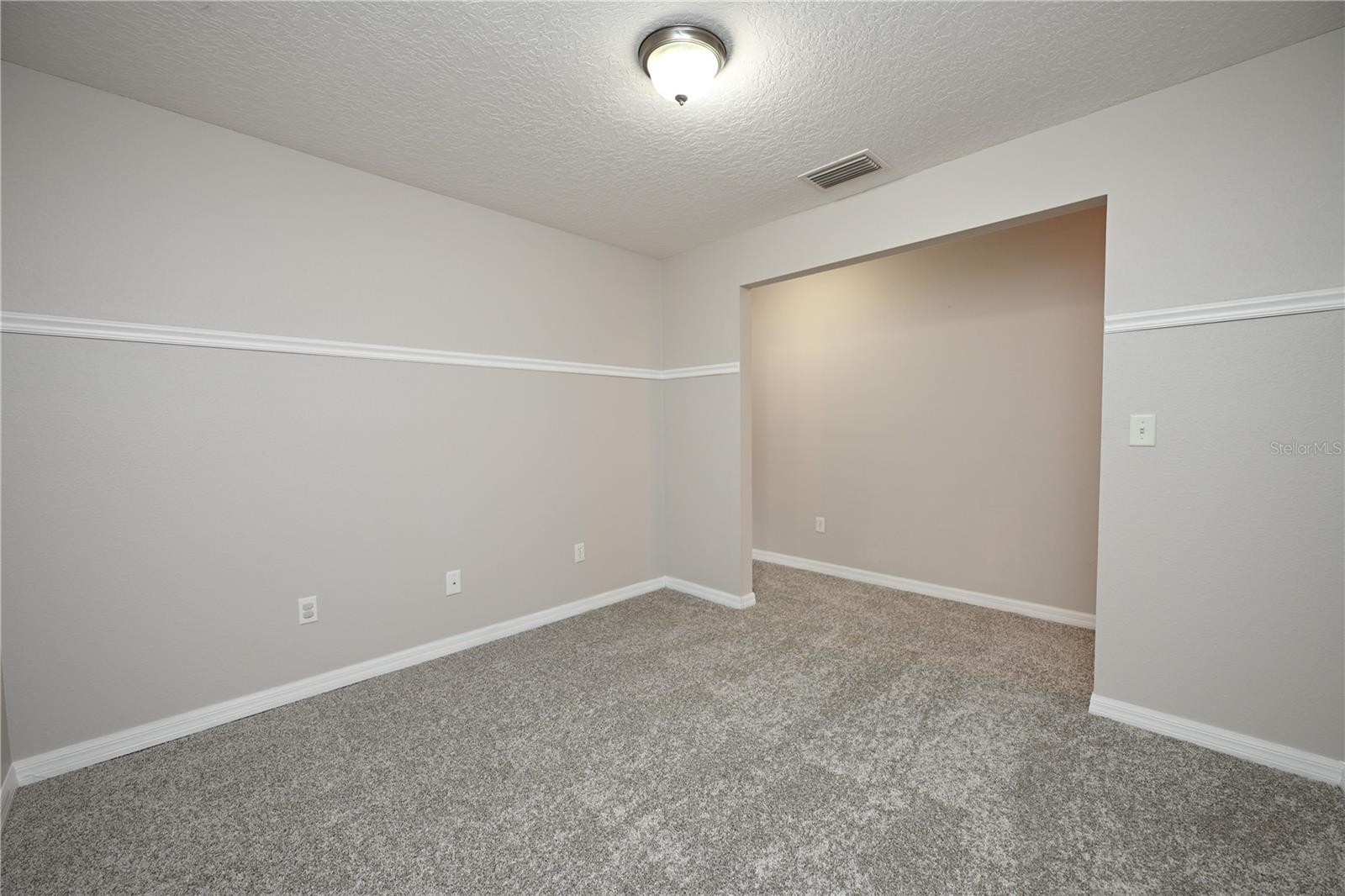 COBBLESTONE LNDG TWNHMS - Residential Lease